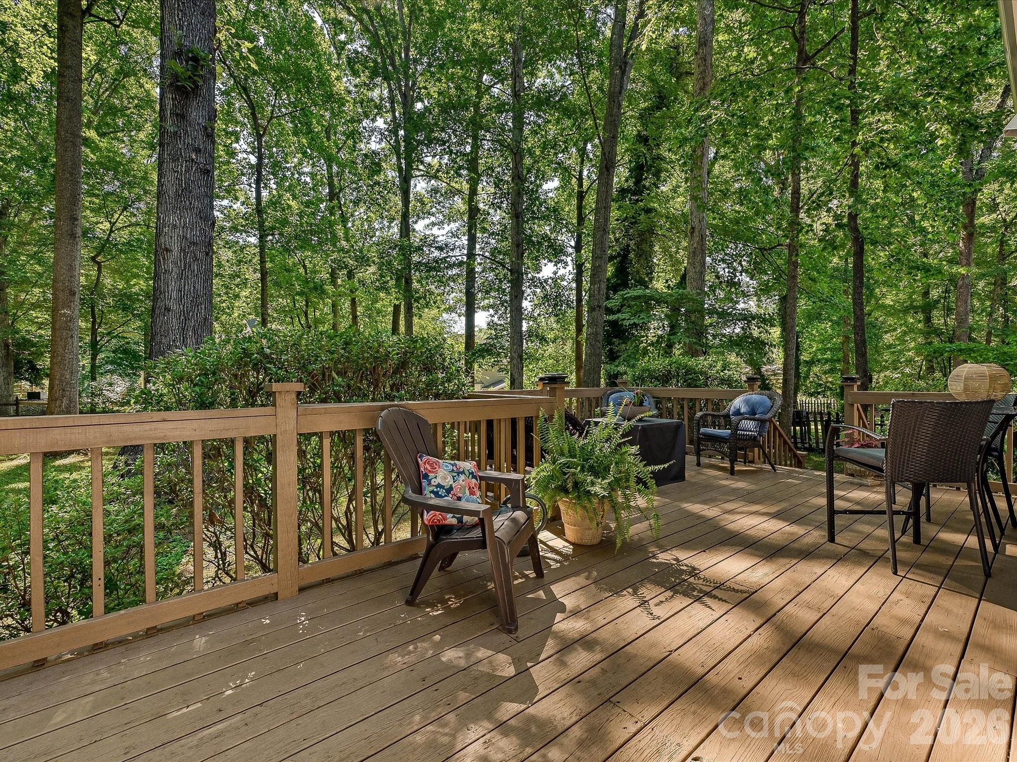 8717 Doe Path Lane — Huntersville