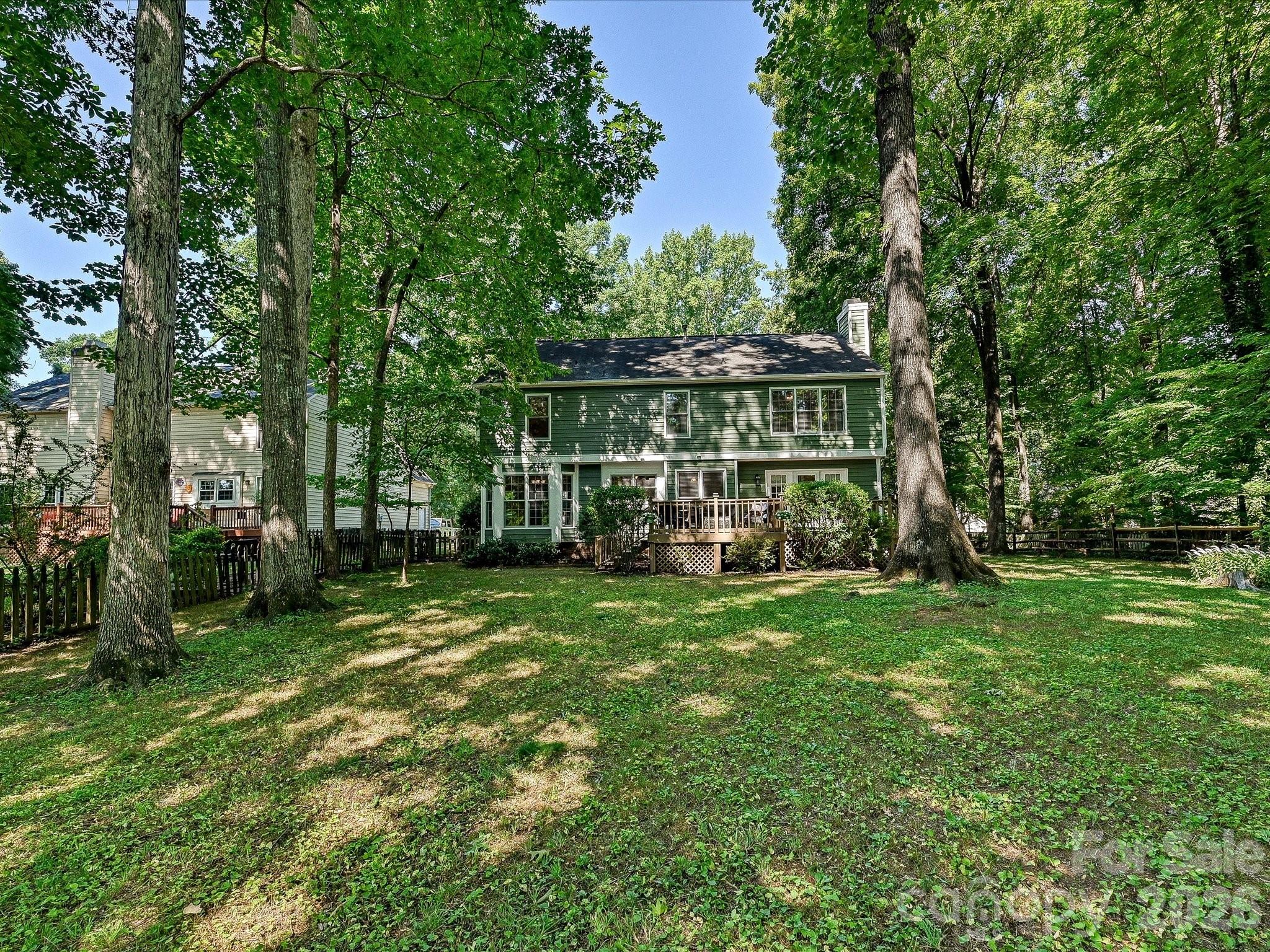 8717 Doe Path Lane — Huntersville