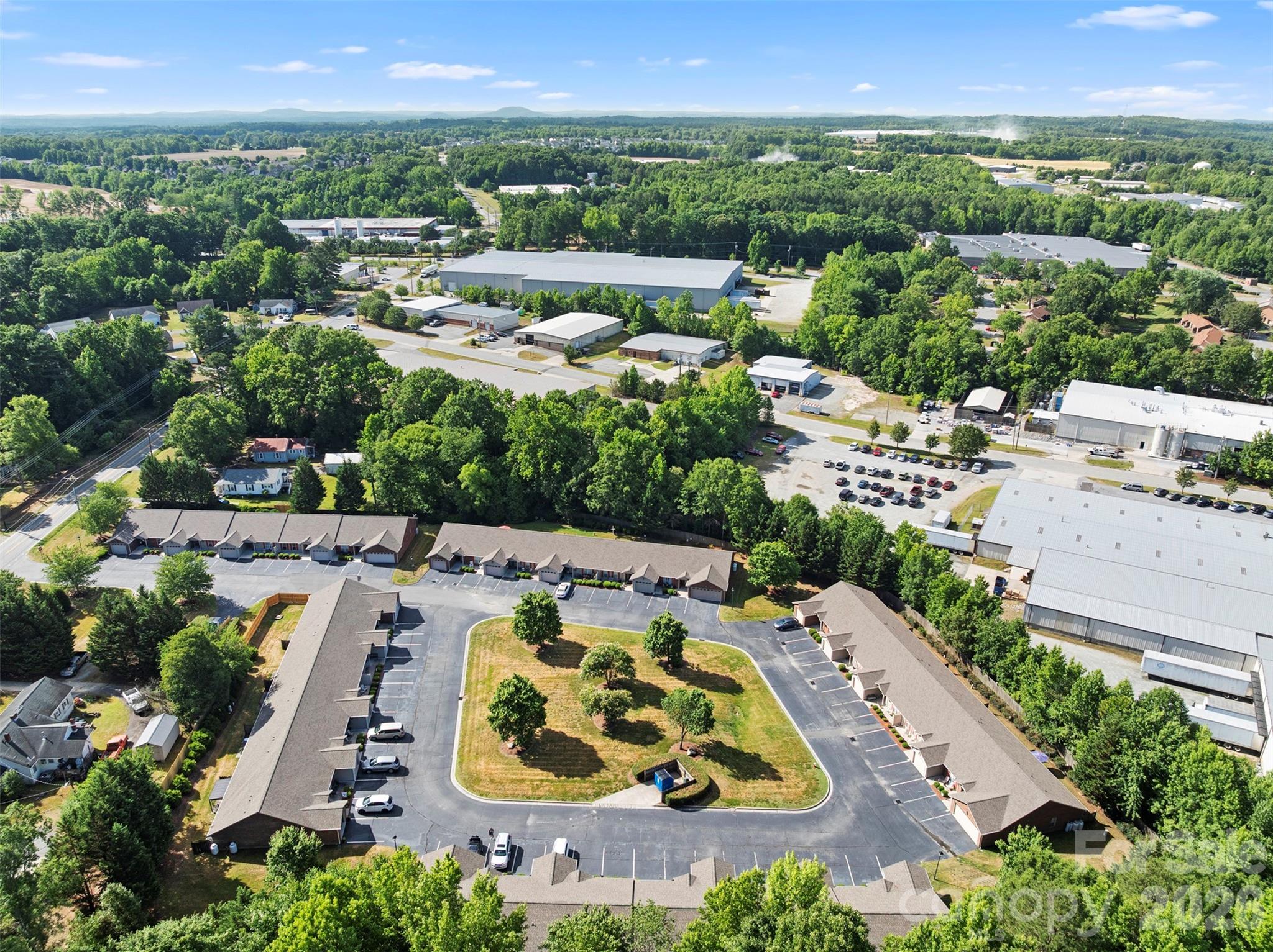 402 Pinefield Place — Thomasville