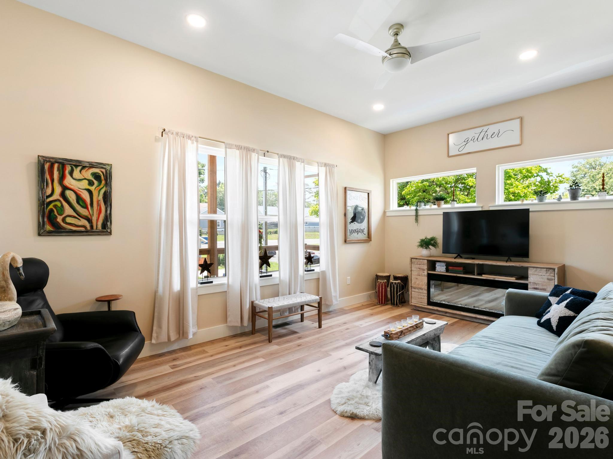 42 Cedar Street — Asheville