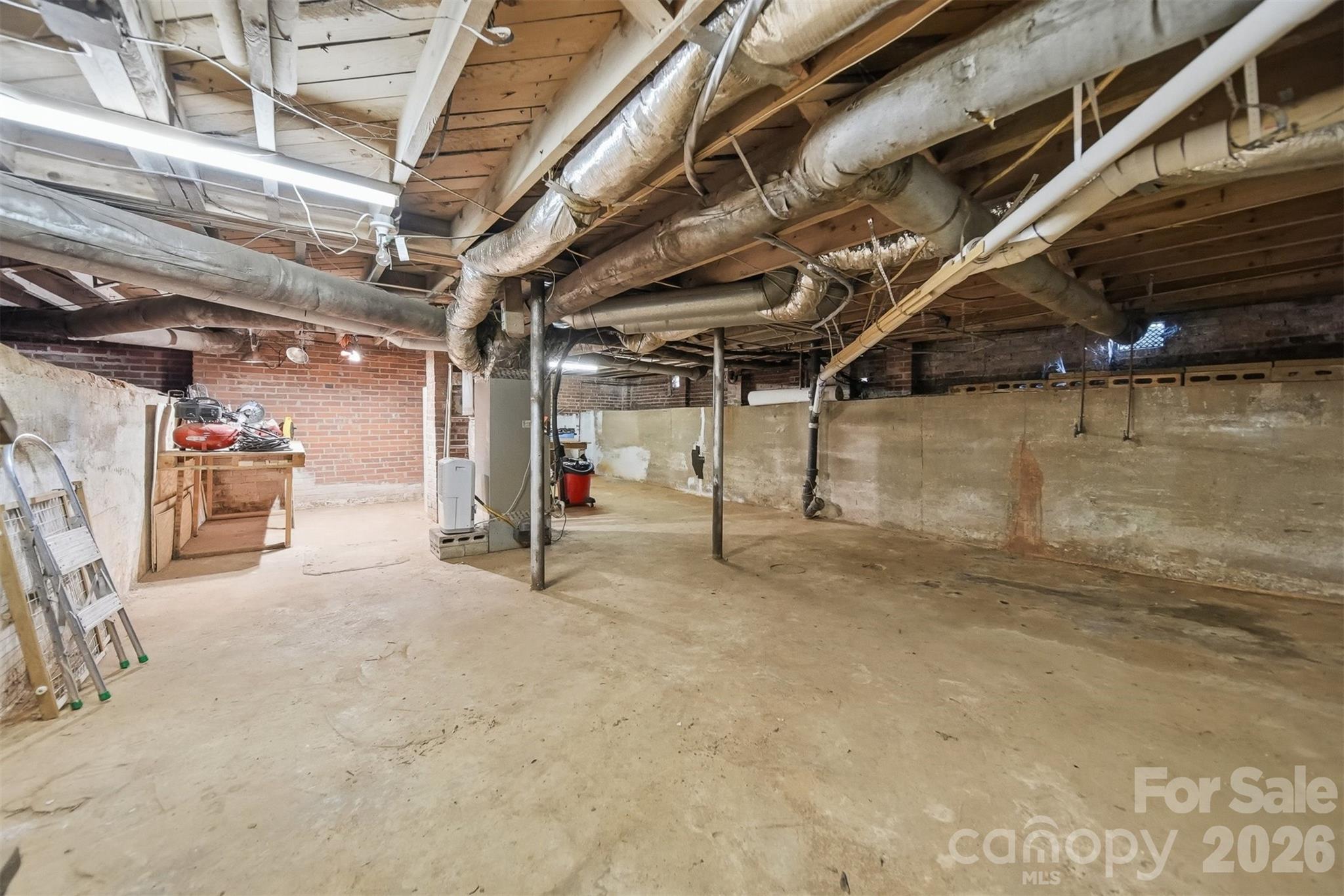 504 W 6th Street — Newton