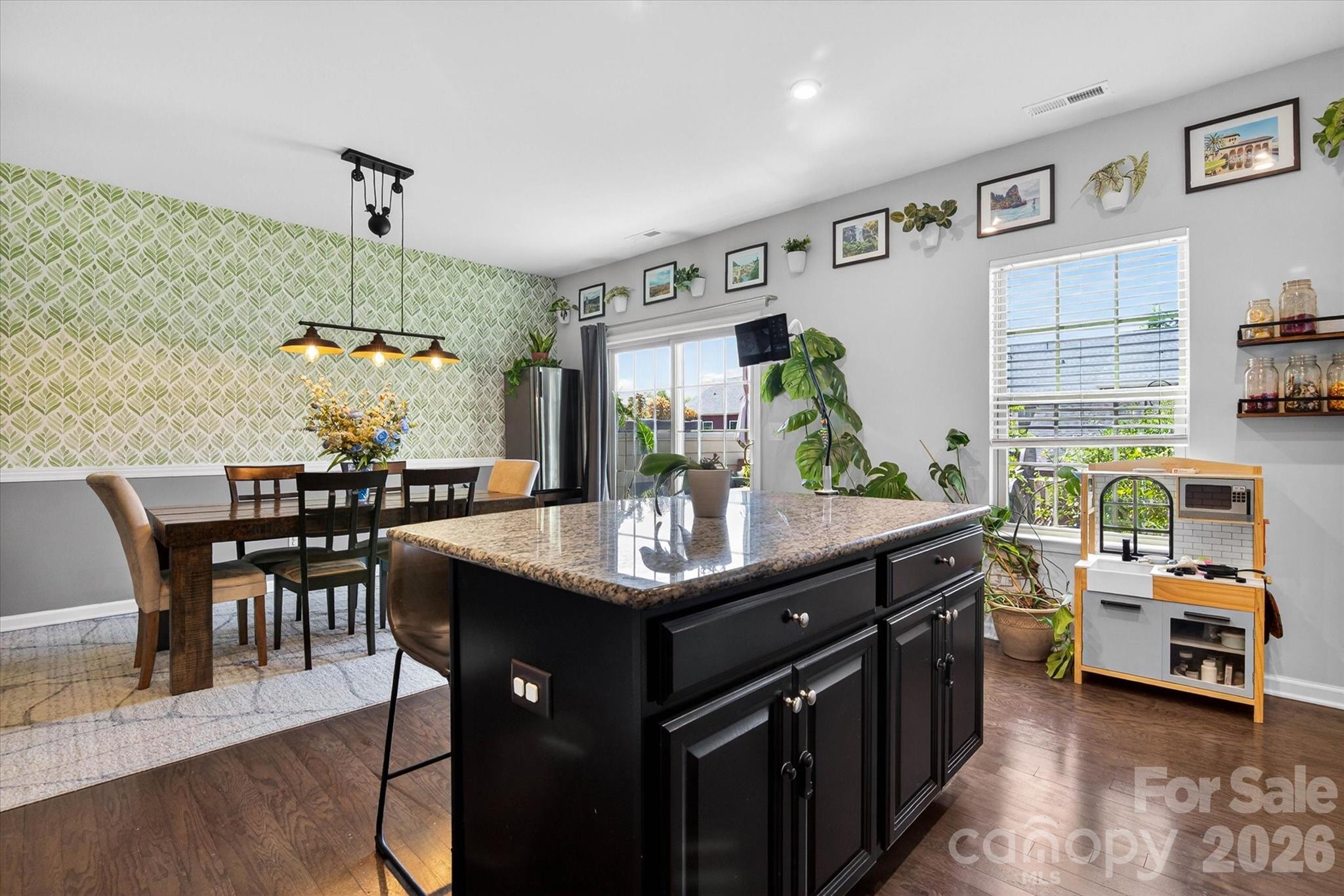 3742 Speer Boulevard — Charlotte