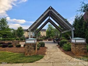 3742 Speer Boulevard — Charlotte