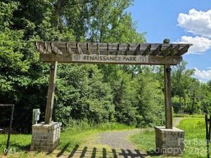 3742 Speer Boulevard — Charlotte