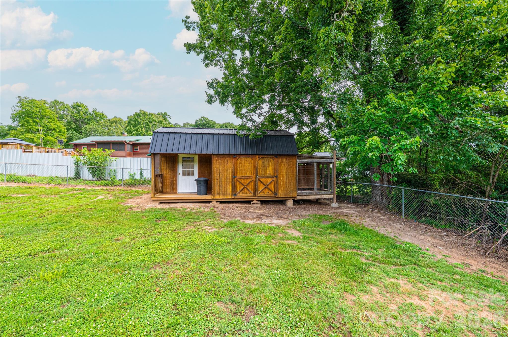 108 Merrywood Drive — Lenoir