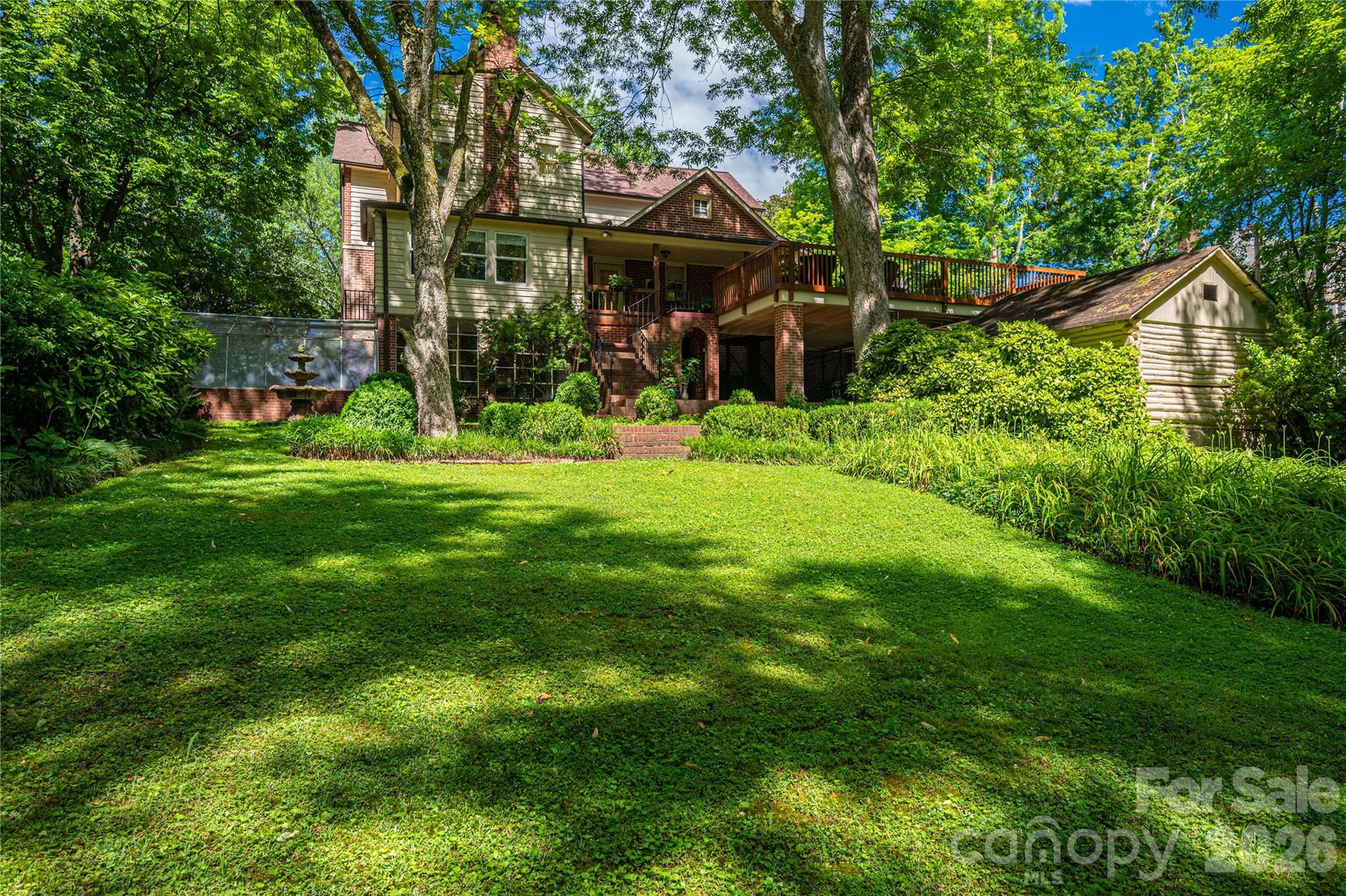 805 S Aspen Street — Lincolnton