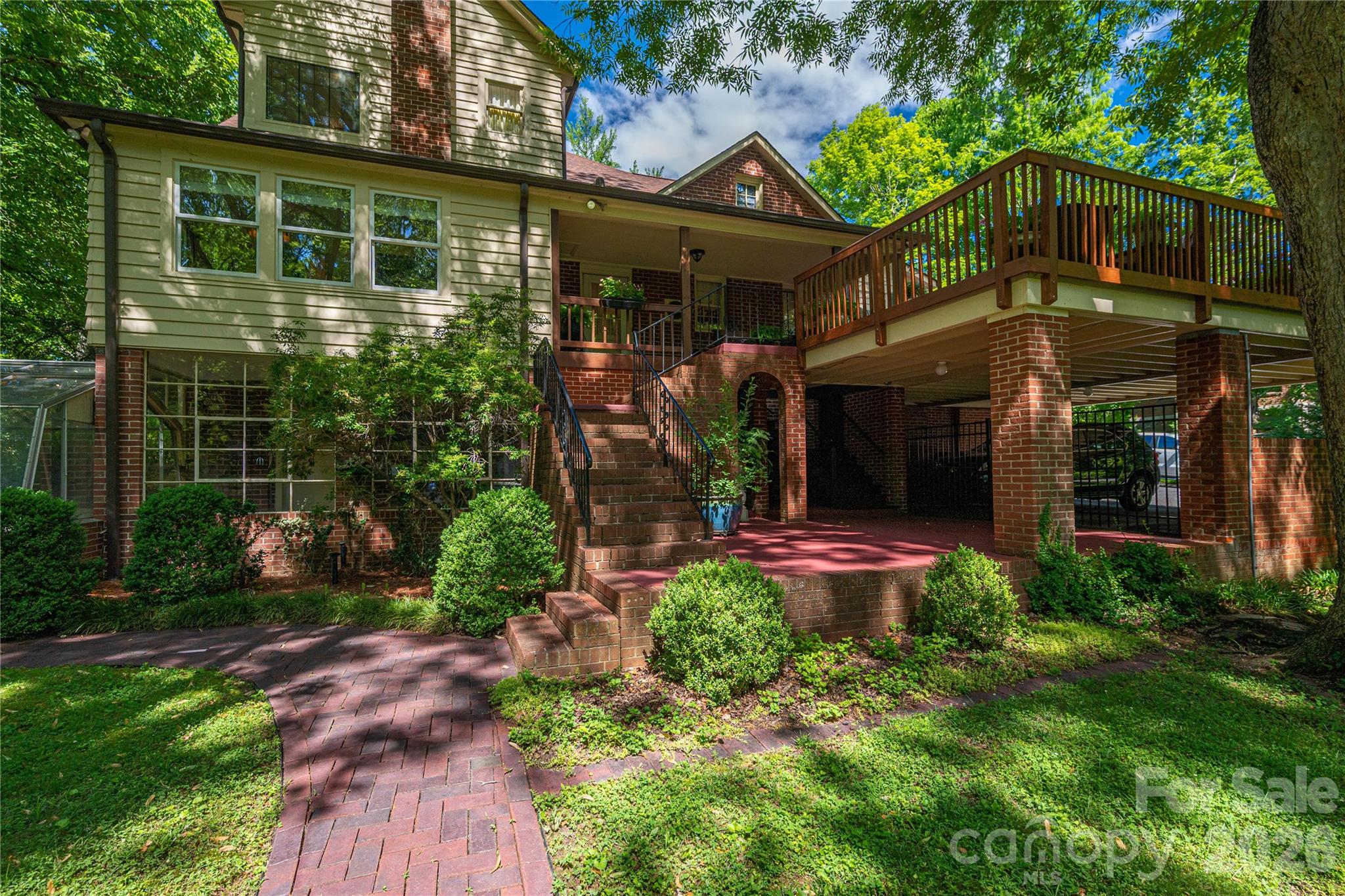 805 S Aspen Street — Lincolnton