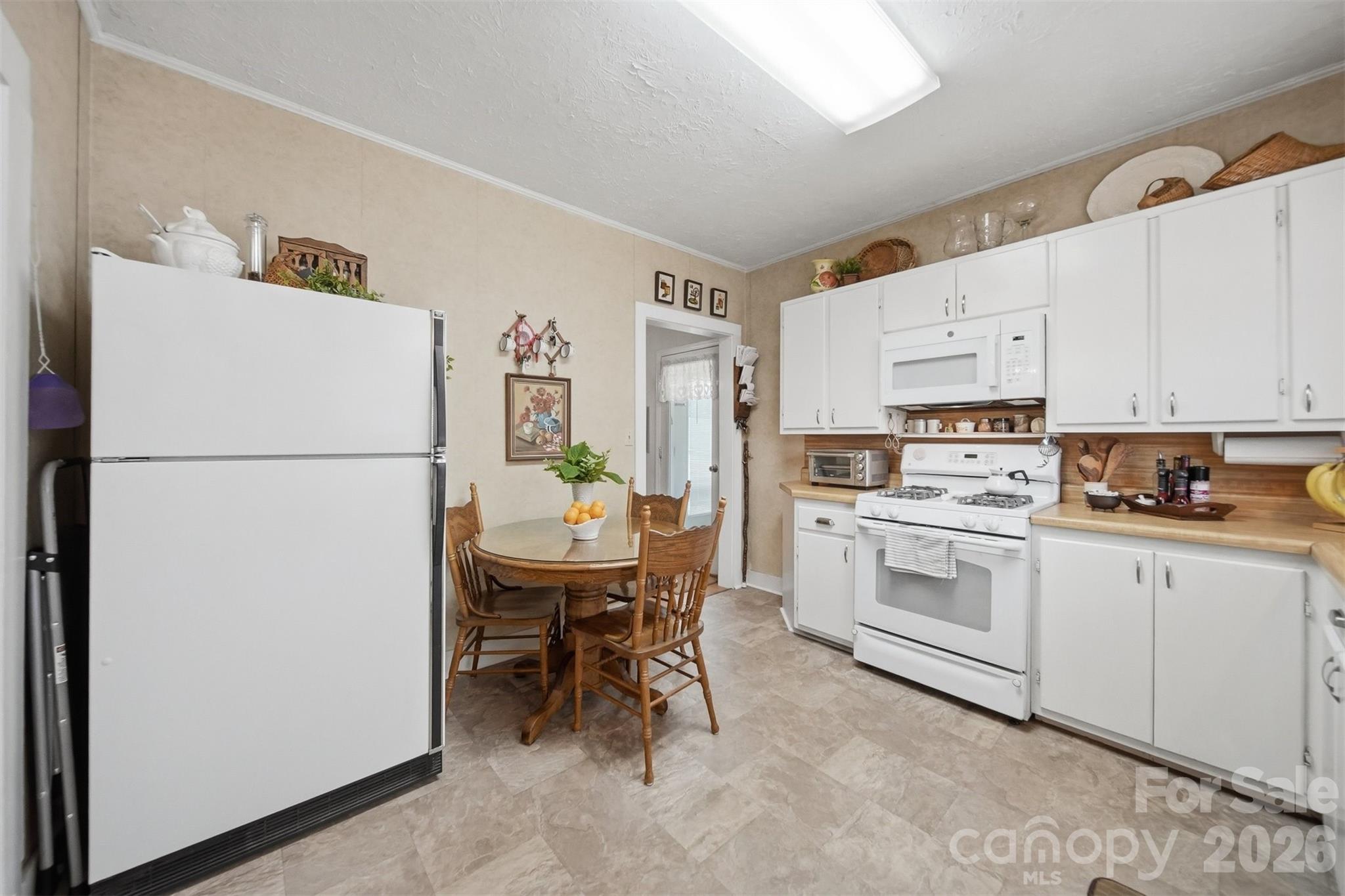 408 Garrou Avenue SE — Valdese