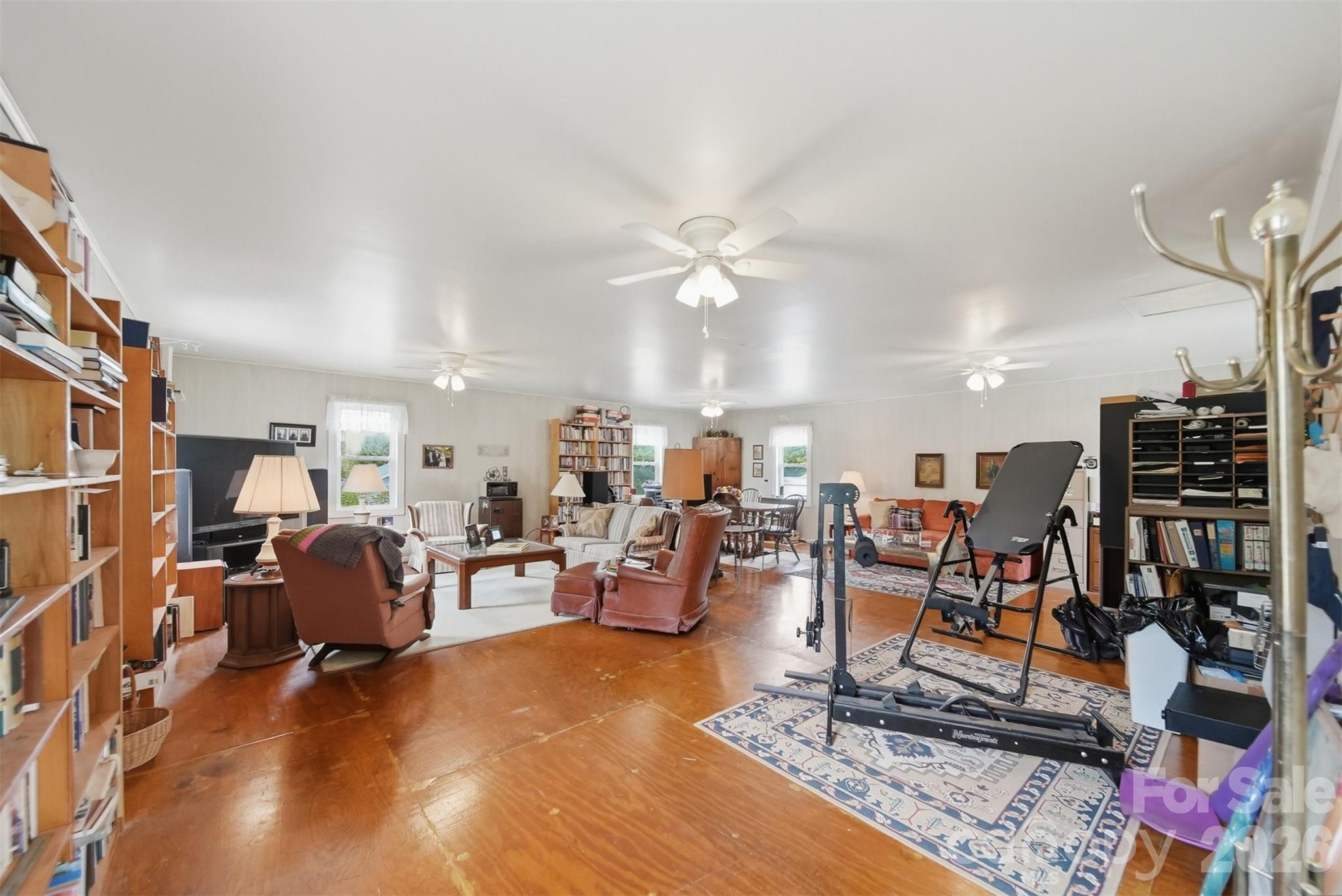 408 Garrou Avenue SE — Valdese
