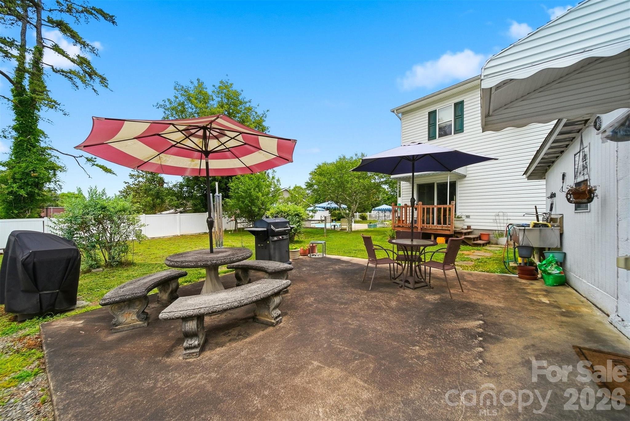 408 Garrou Avenue SE — Valdese