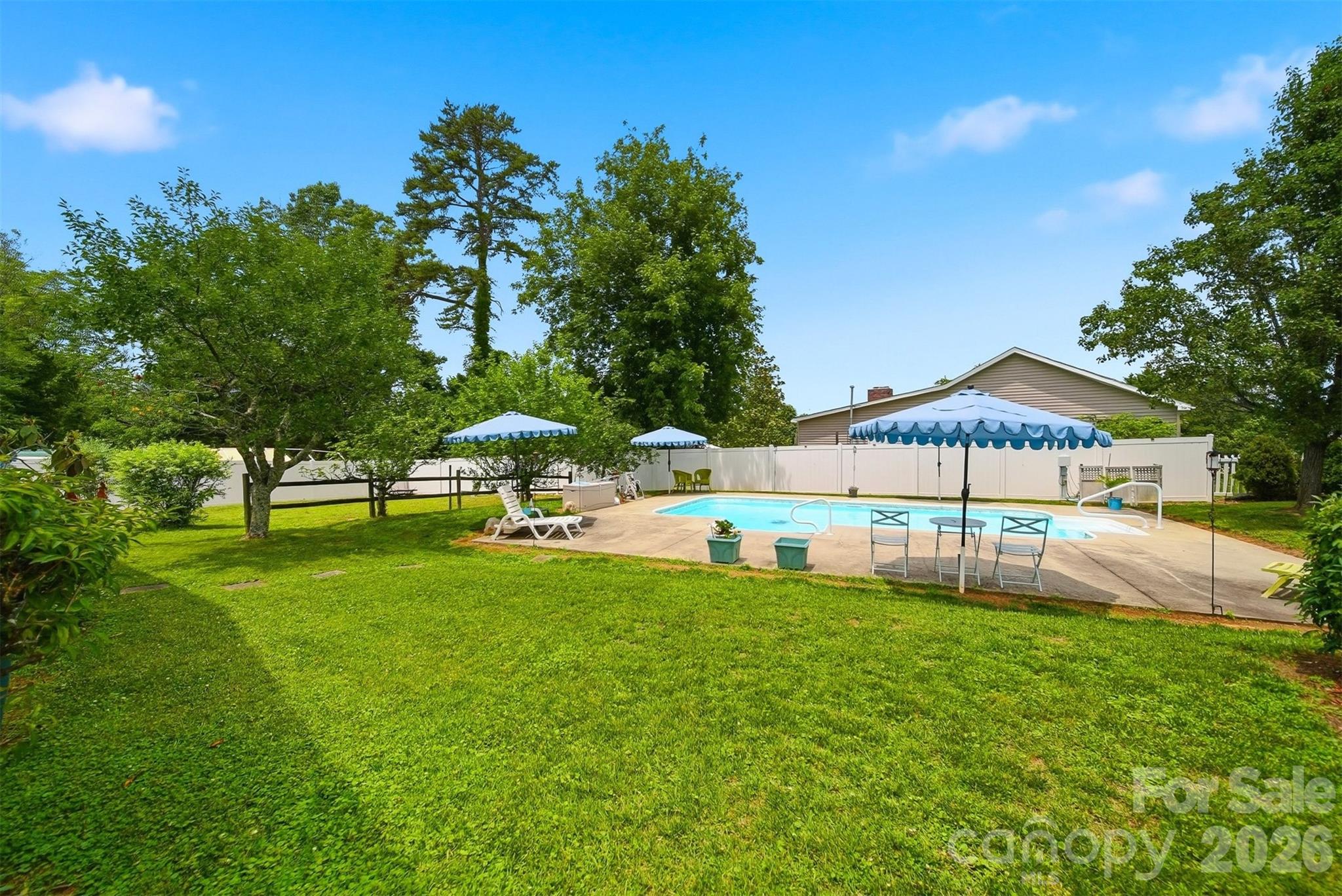 408 Garrou Avenue SE — Valdese
