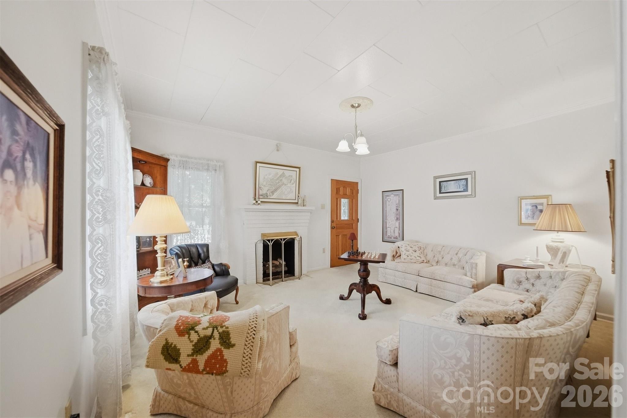 408 Garrou Avenue SE — Valdese