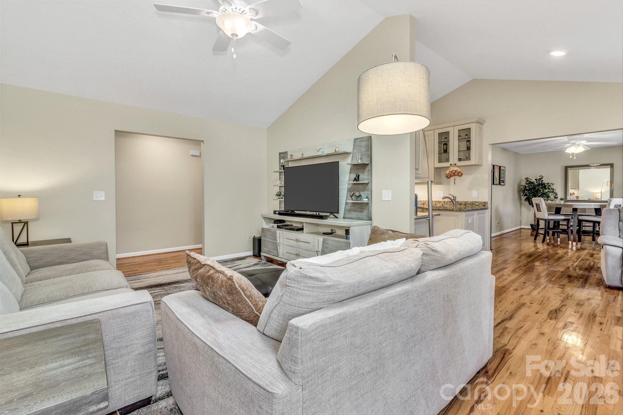 210 Allen Paul Drive — Hendersonville