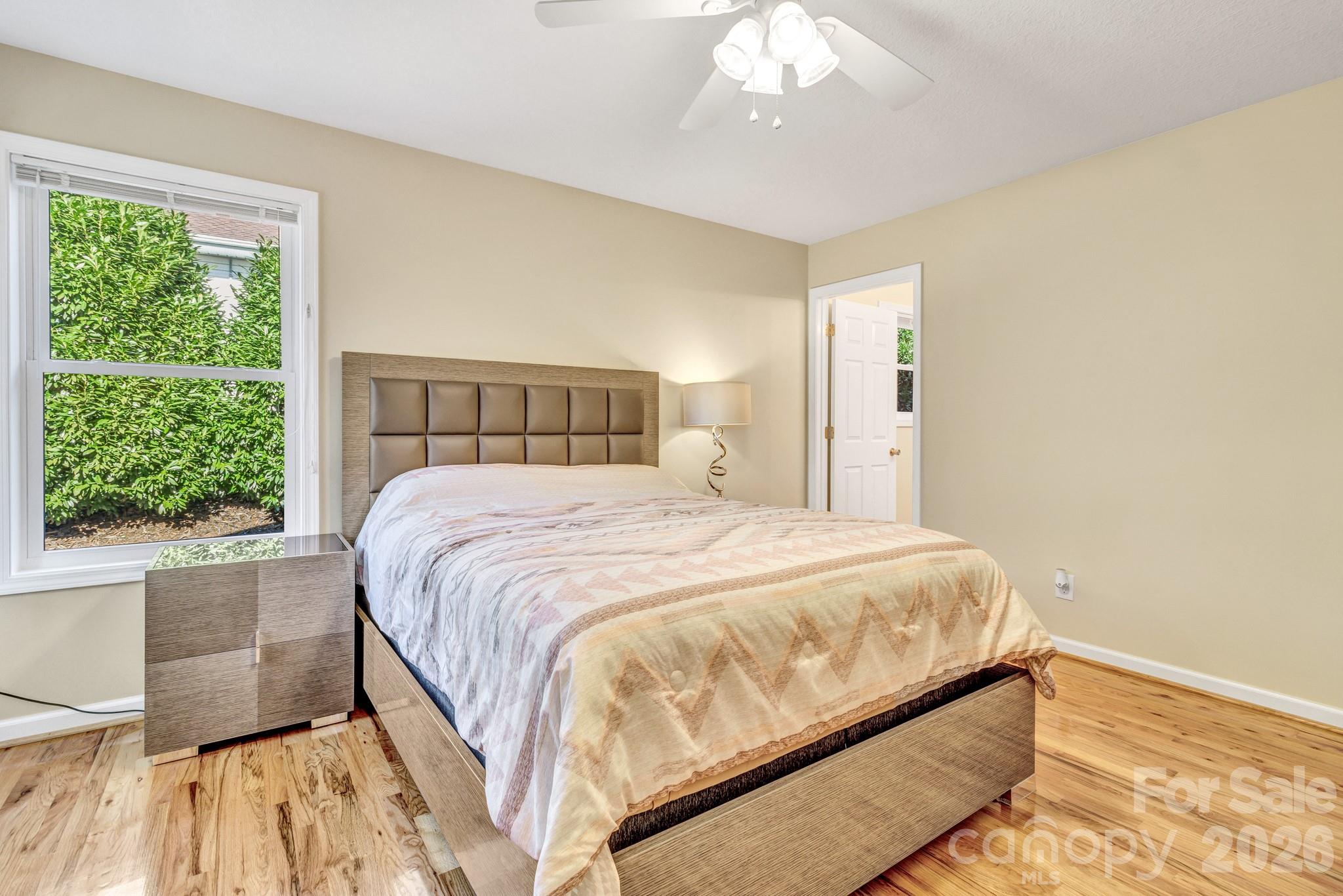 210 Allen Paul Drive — Hendersonville