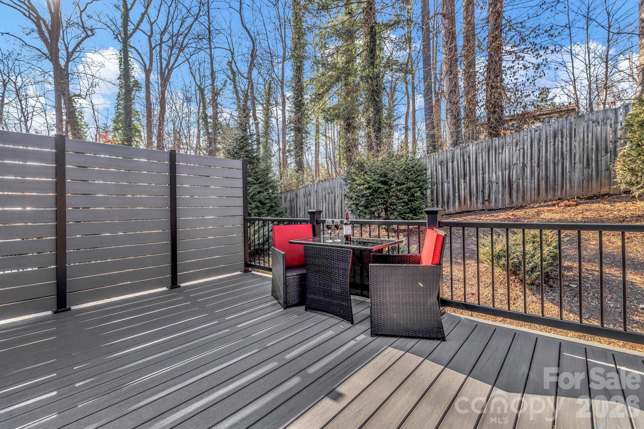 210 Allen Paul Drive — Hendersonville