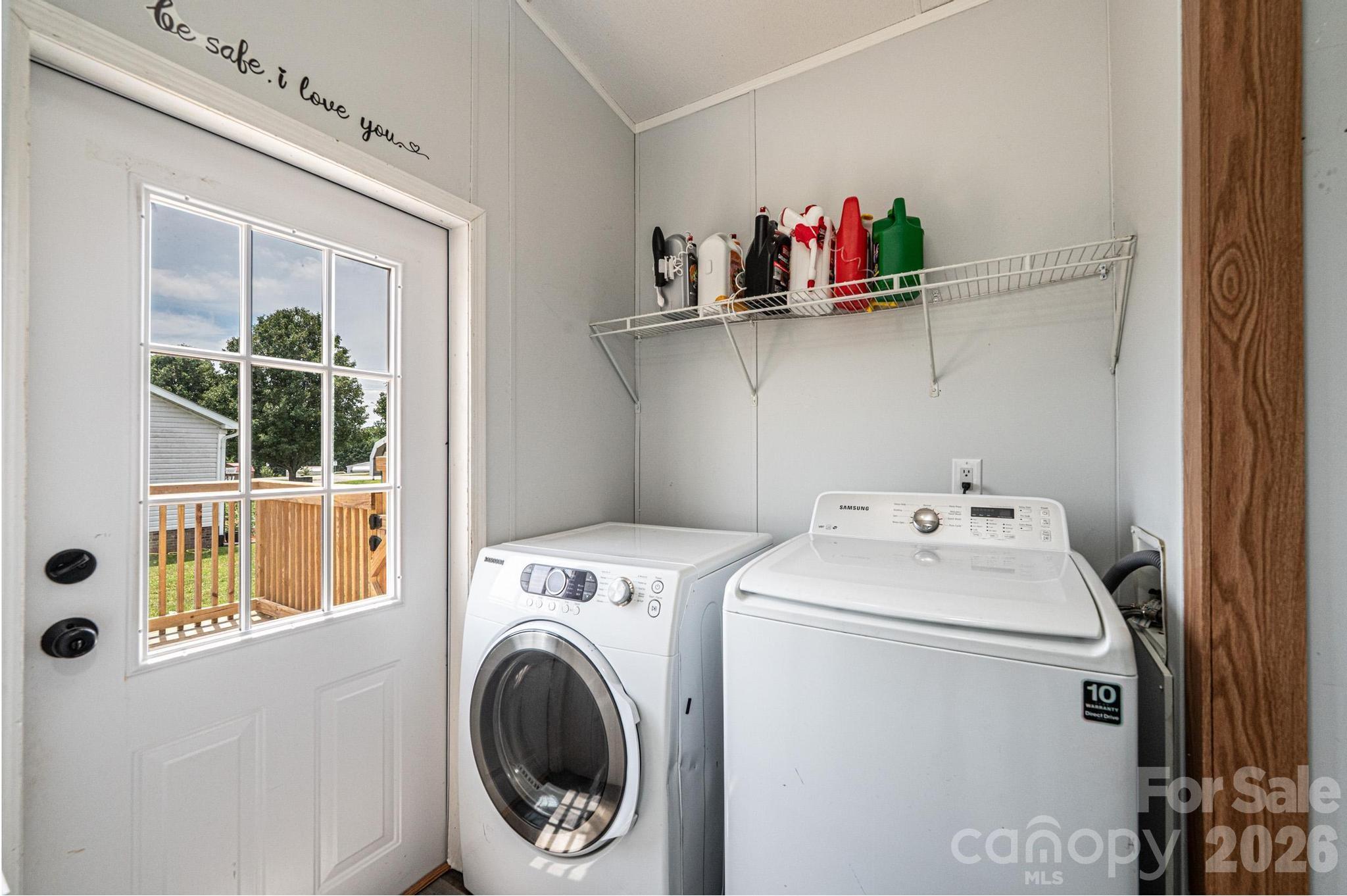 2385 Arrowwood Drive — Hickory