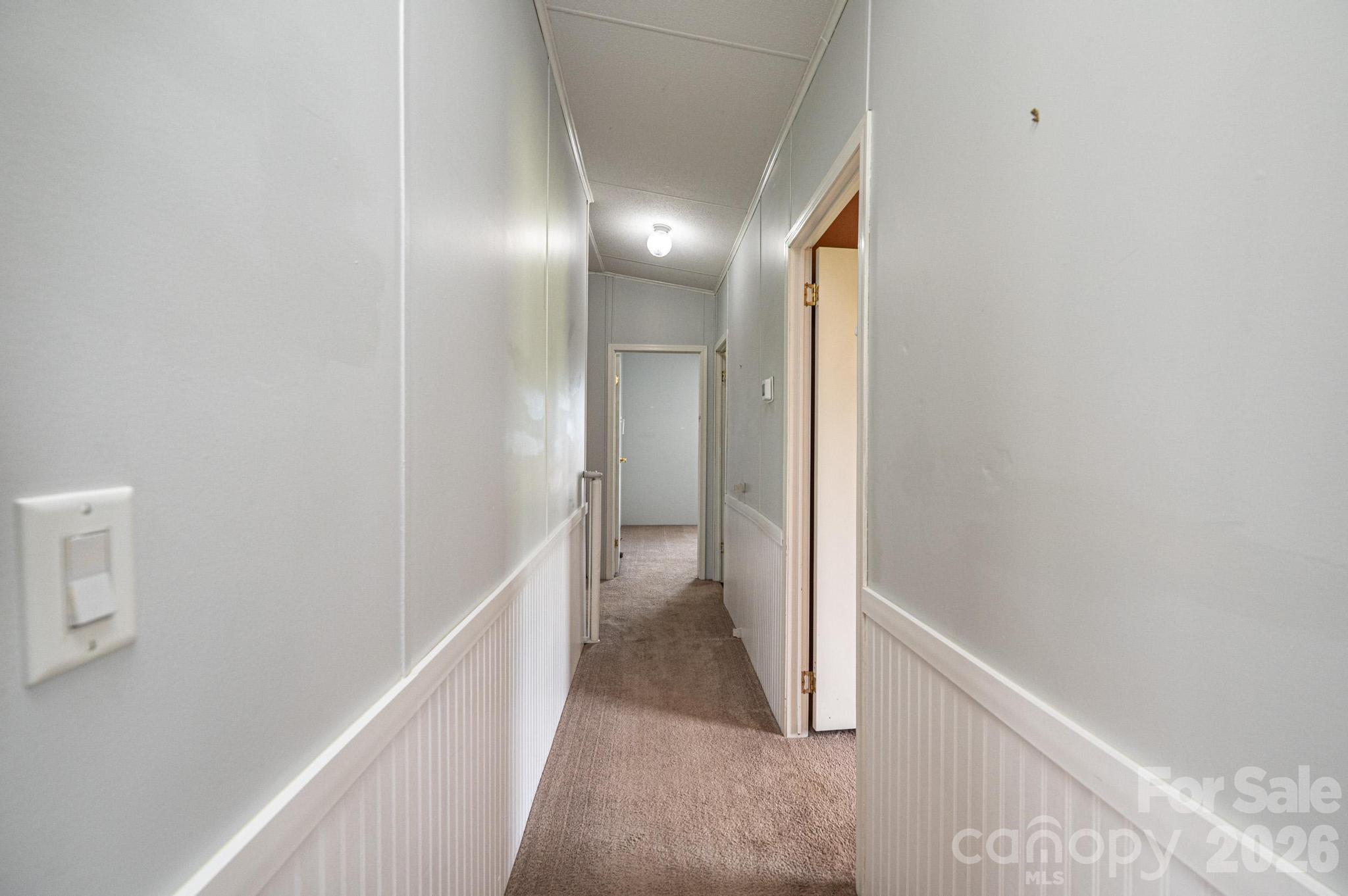 2385 Arrowwood Drive — Hickory