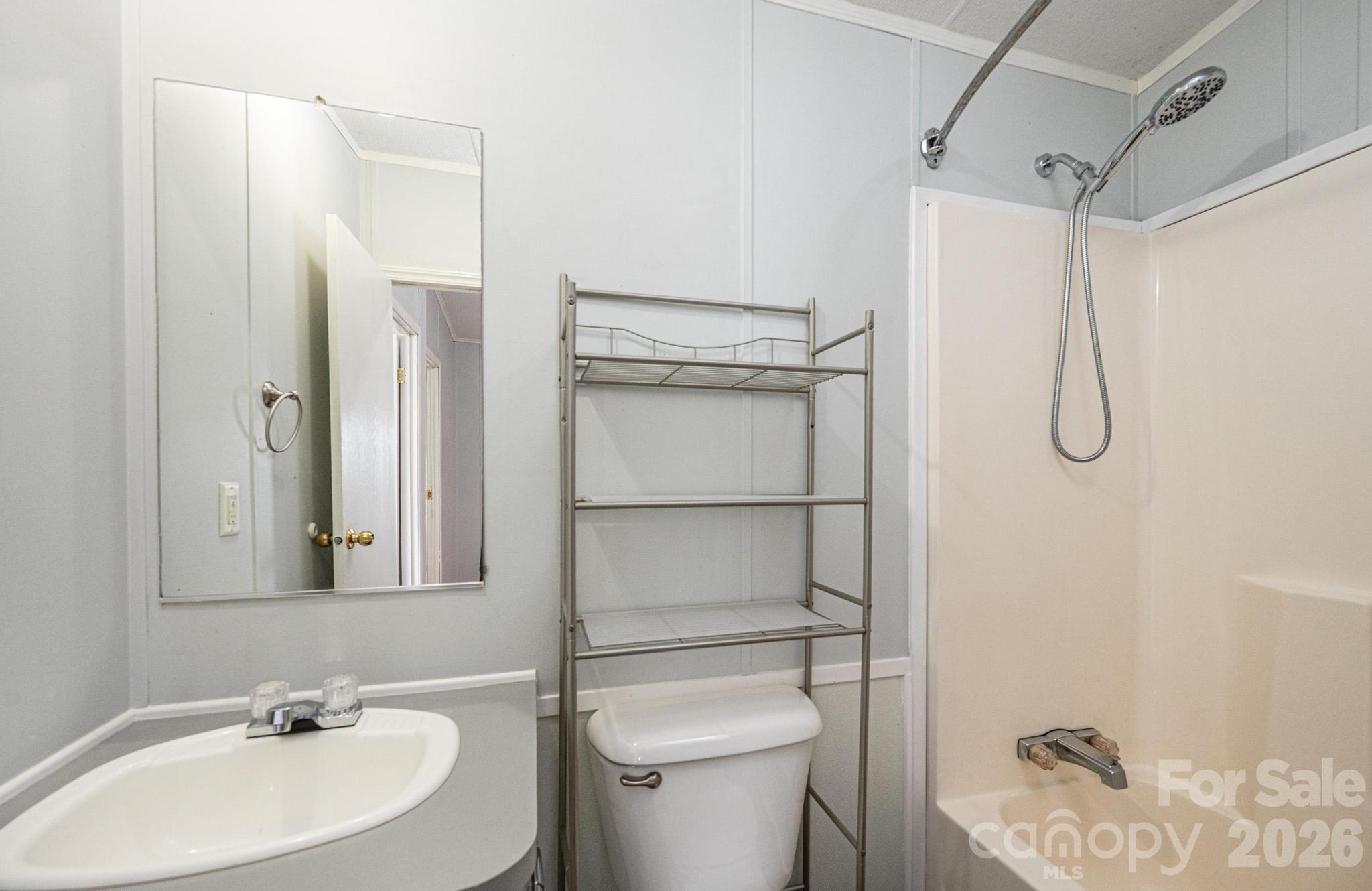 2385 Arrowwood Drive — Hickory