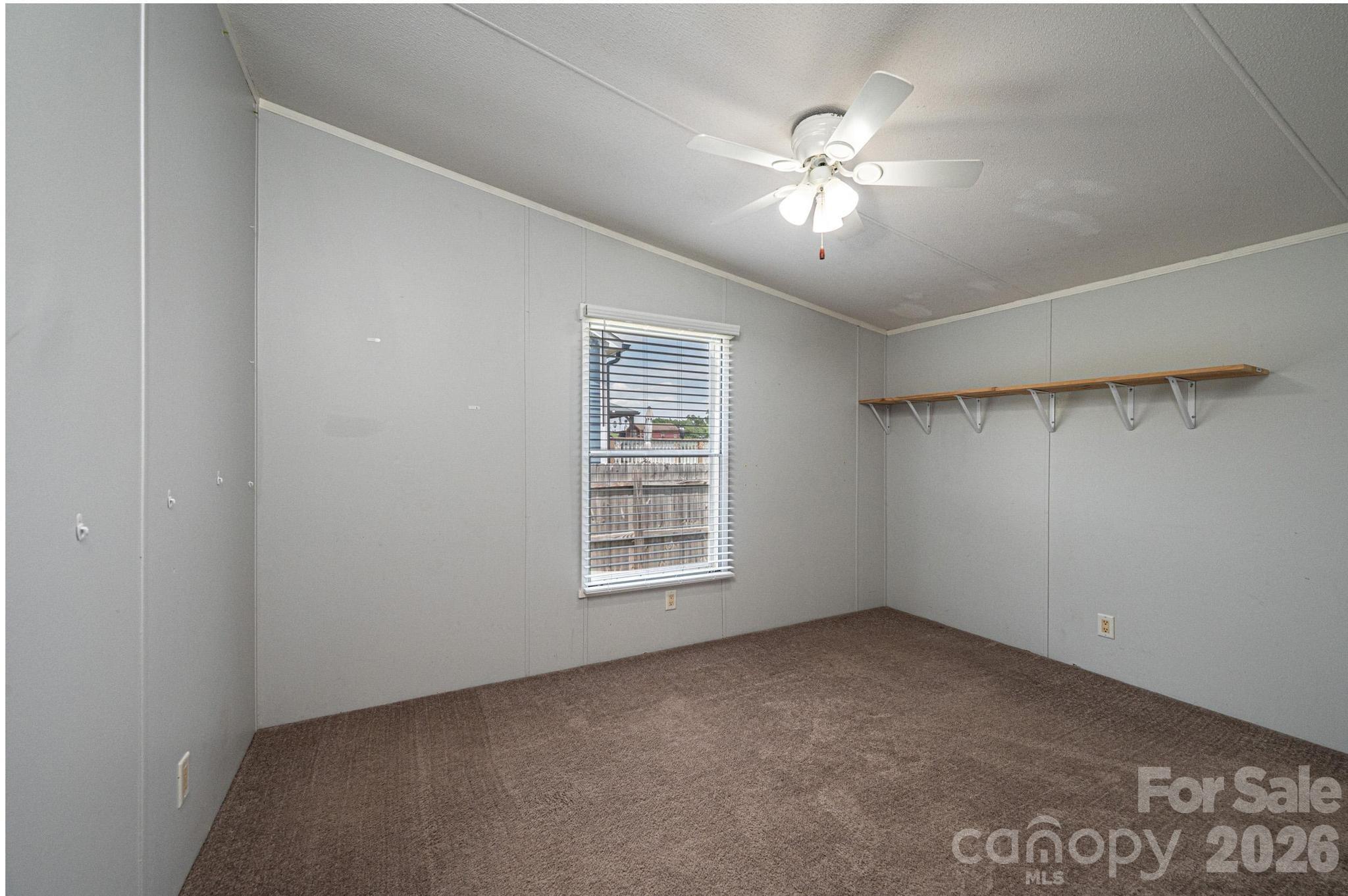 2385 Arrowwood Drive — Hickory