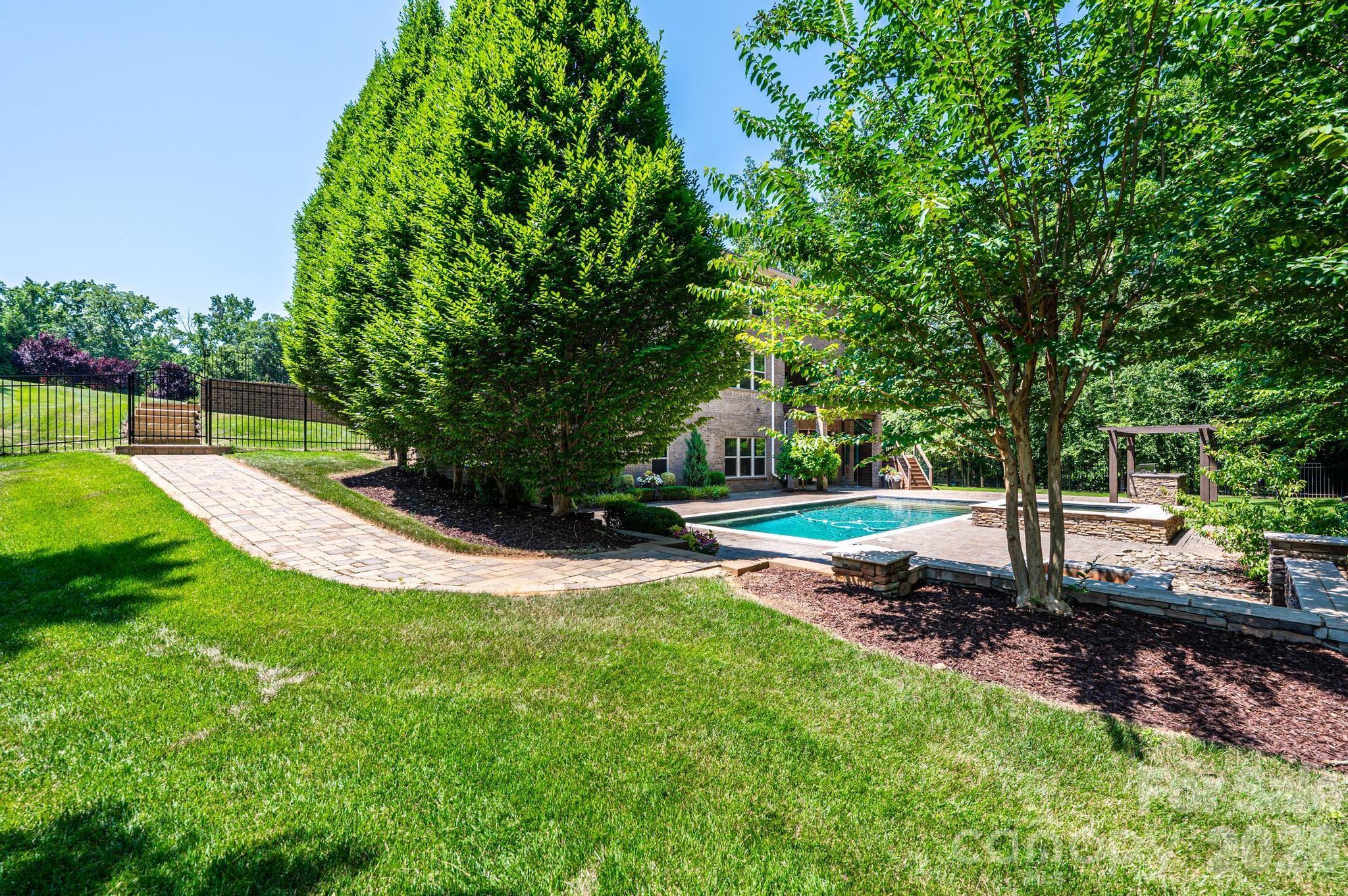 2317 Sommerton Glen — Fort Mill