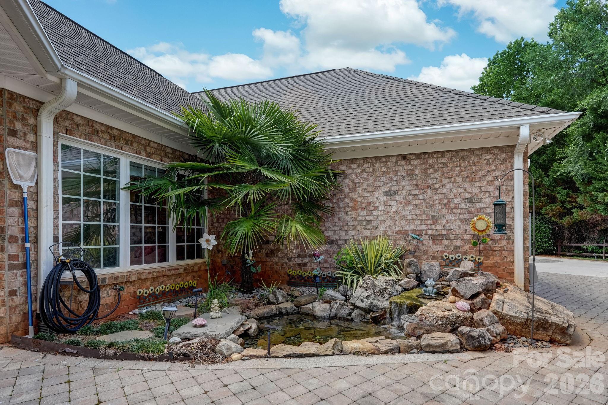 8106 Breezy Hill Drive — Browns Summit
