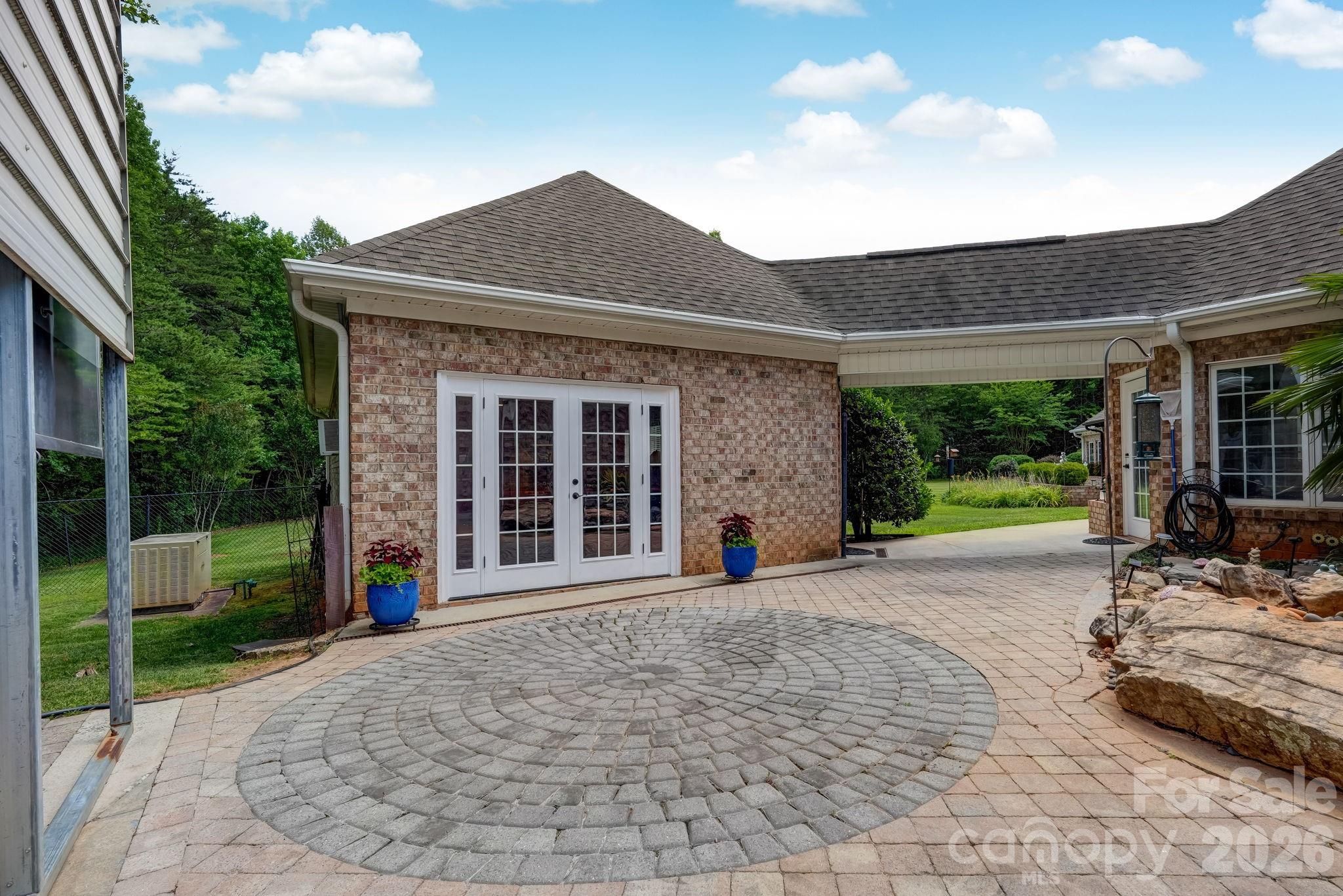 8106 Breezy Hill Drive — Browns Summit