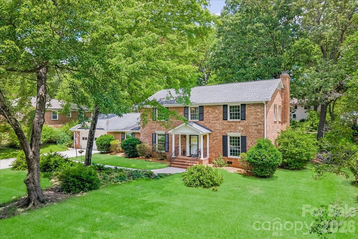 1024 Court Drive — Charlotte