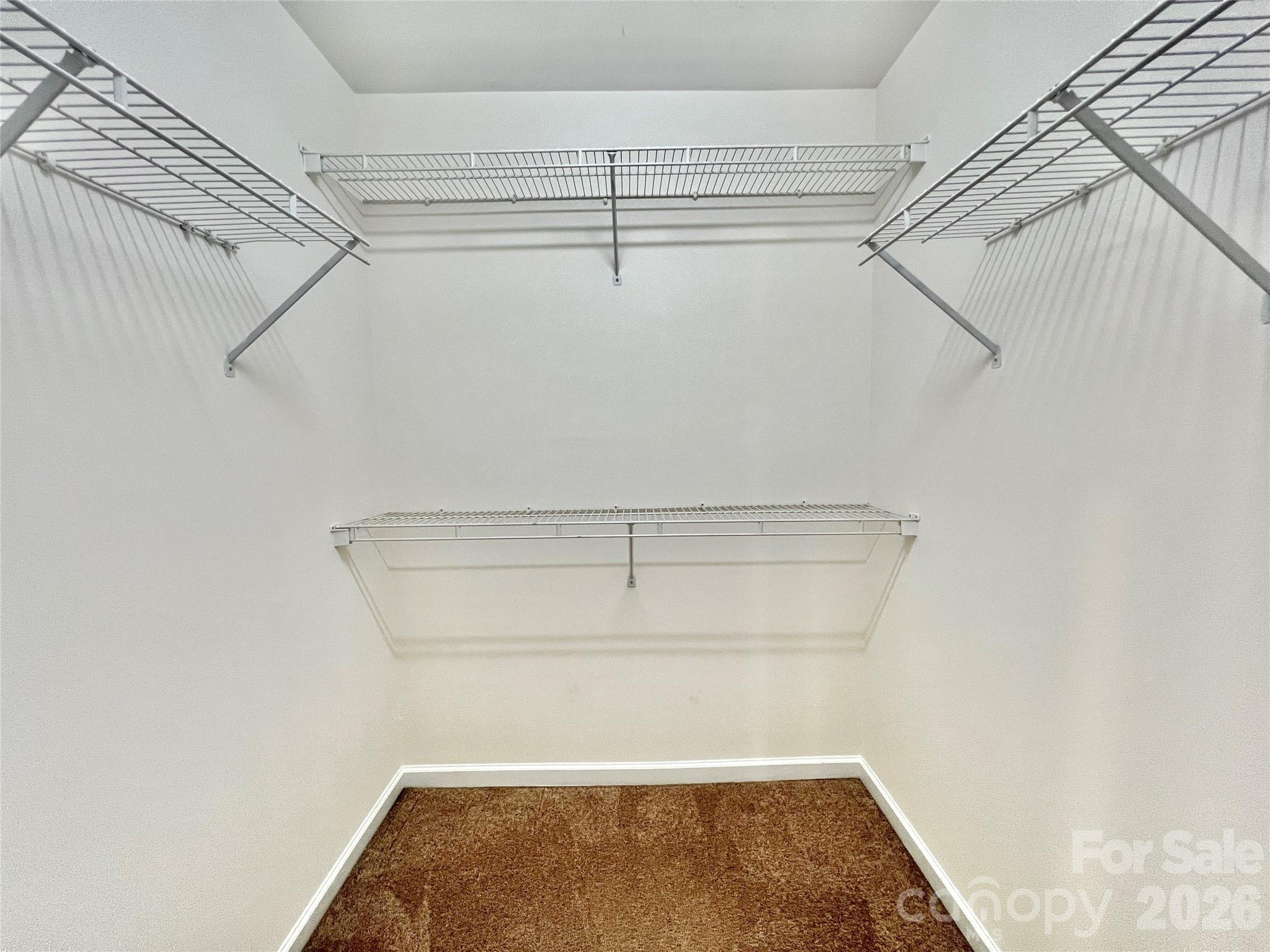 2762 Thornbush Court — Charlotte