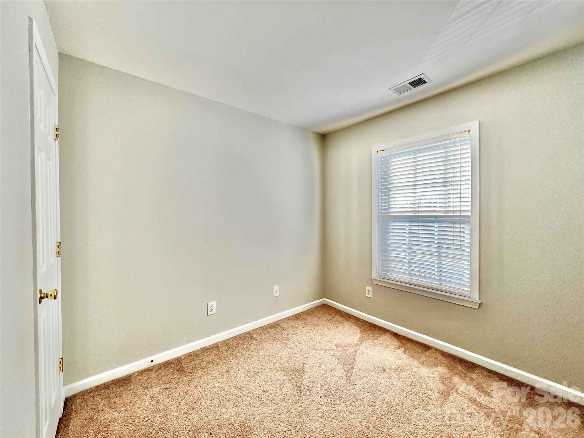 2762 Thornbush Court — Charlotte