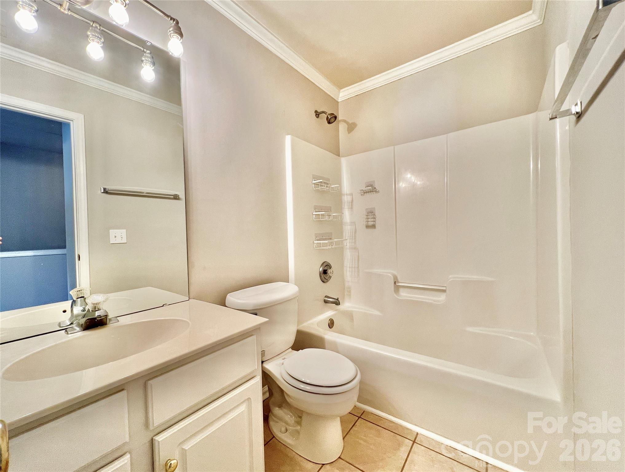 2762 Thornbush Court — Charlotte