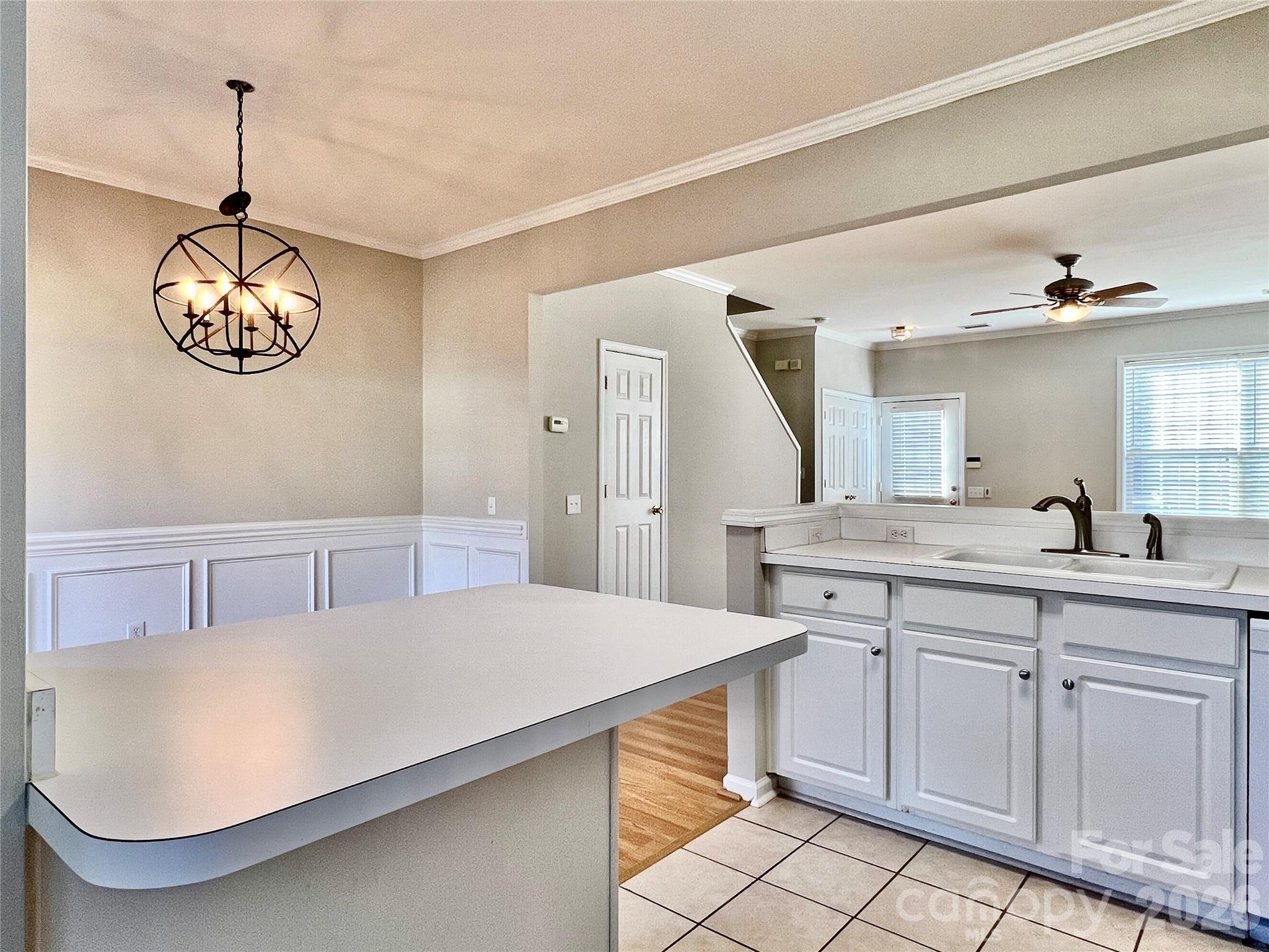 2762 Thornbush Court — Charlotte