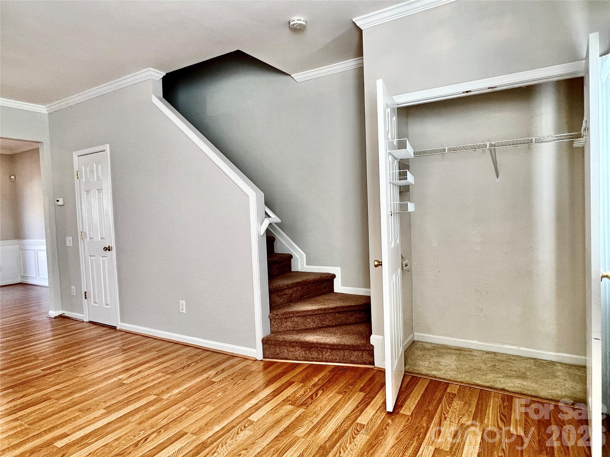 2762 Thornbush Court — Charlotte
