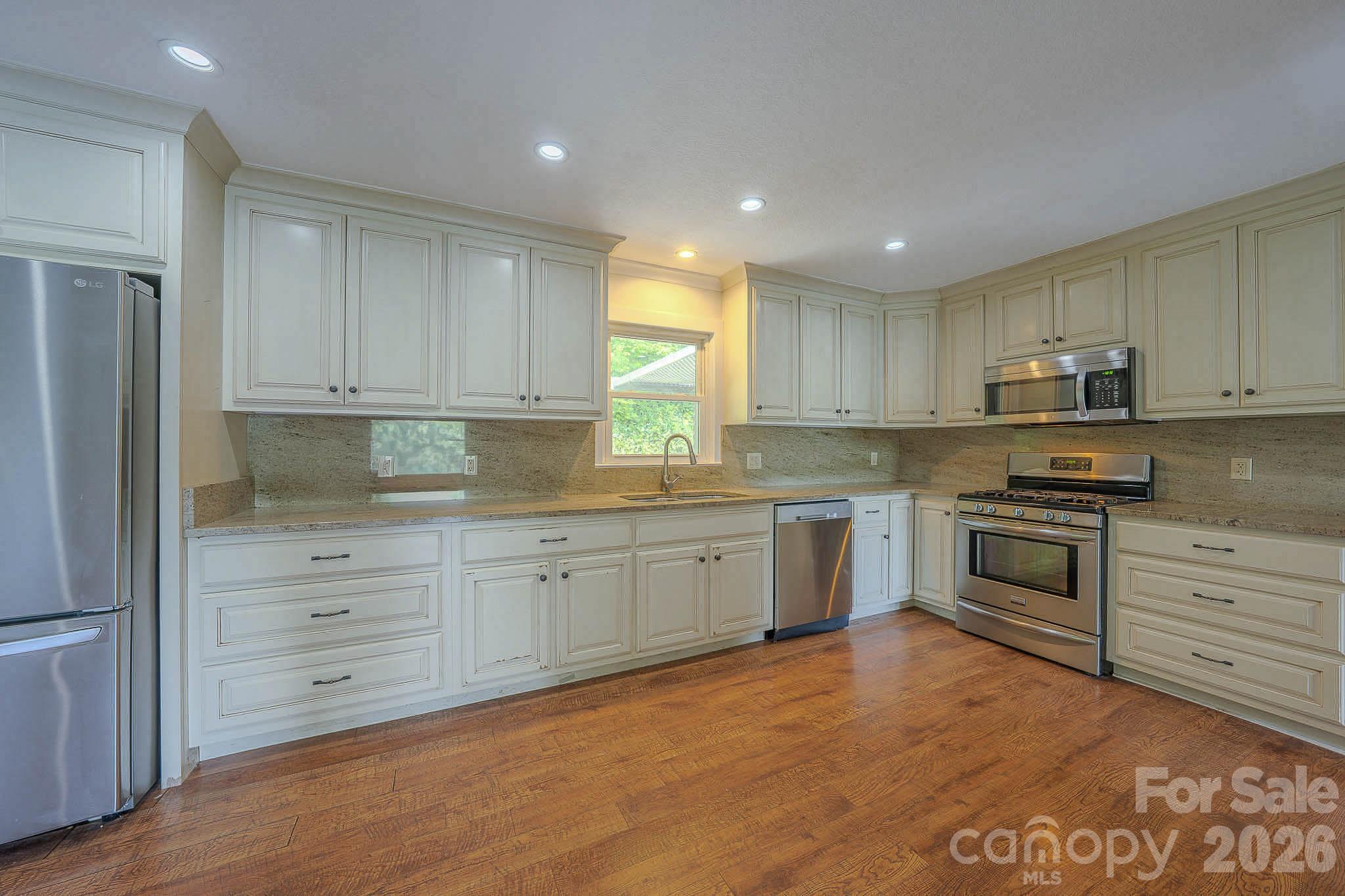 35 Coweeta Ridge Road — Otto