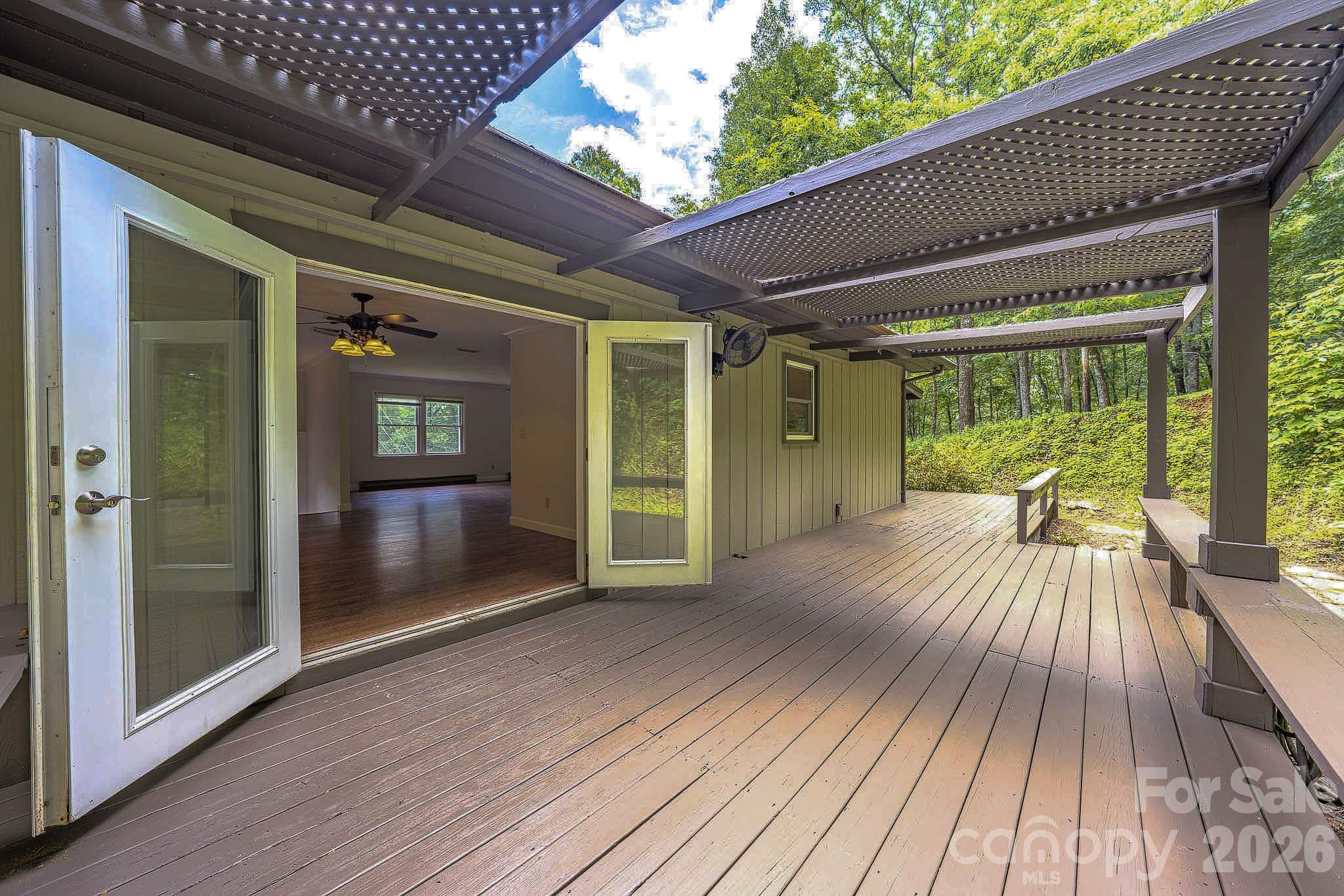 35 Coweeta Ridge Road — Otto