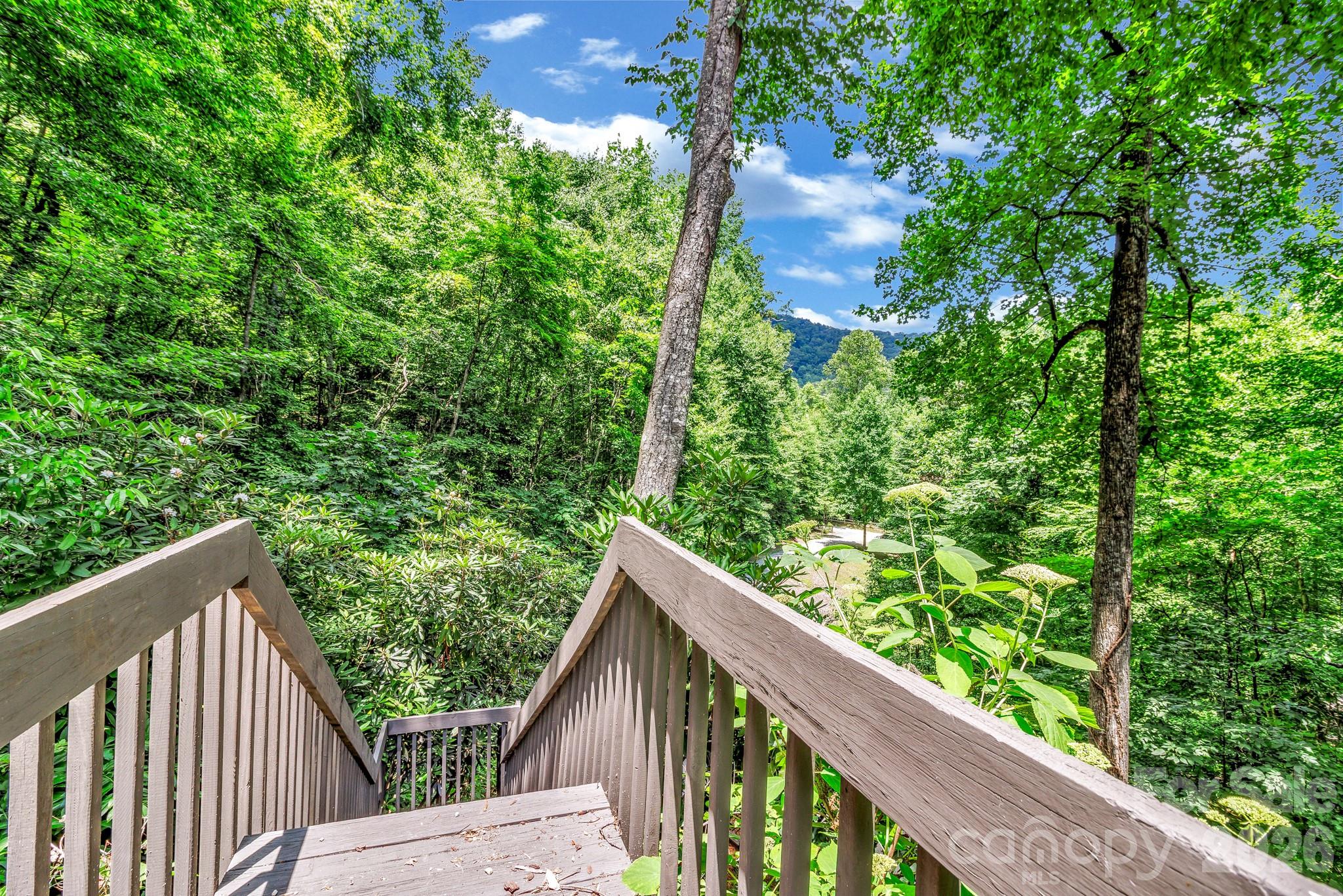 237 Woodys Drive — Hendersonville