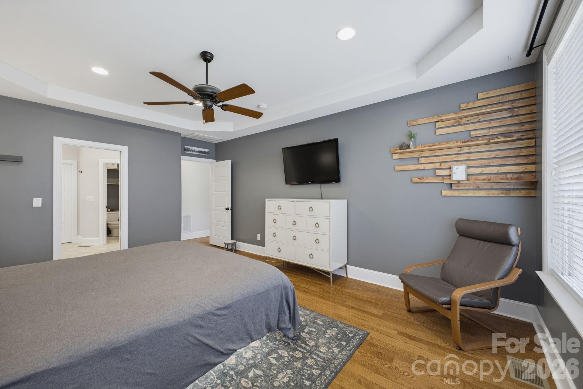 1210 39th Avenue NE — Hickory