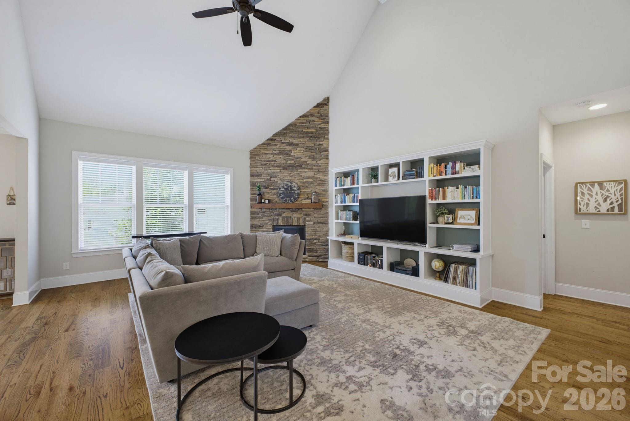 1210 39th Avenue NE — Hickory