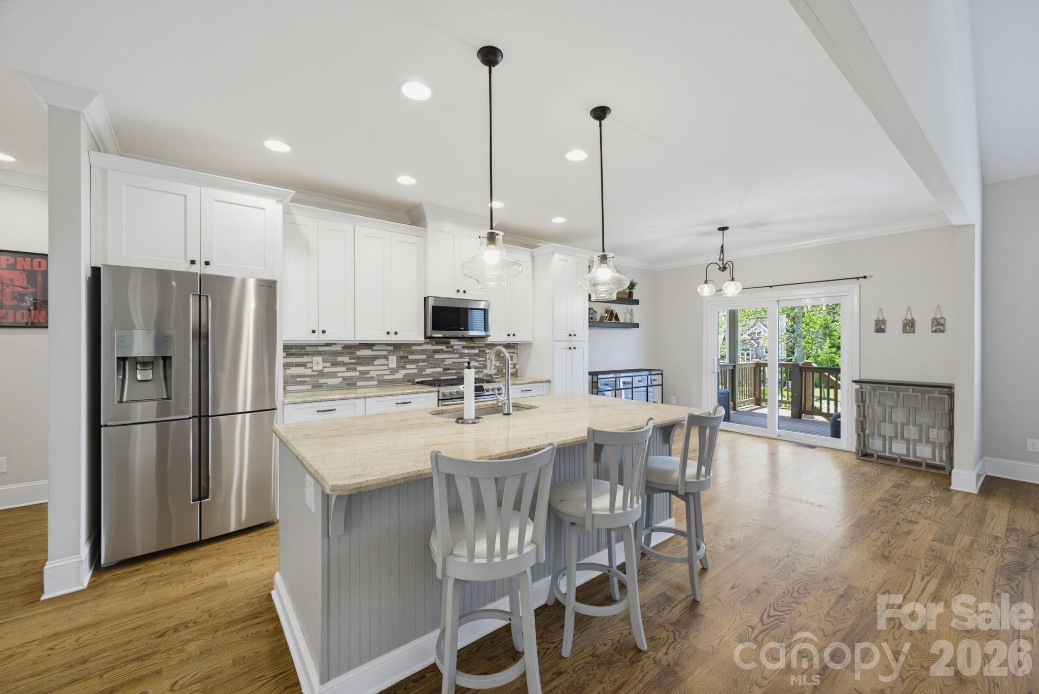 1210 39th Avenue NE — Hickory
