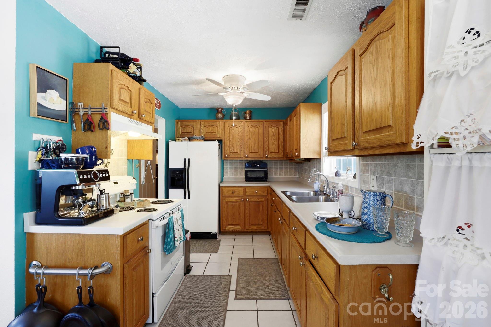 658 Enka Lake Road — Candler