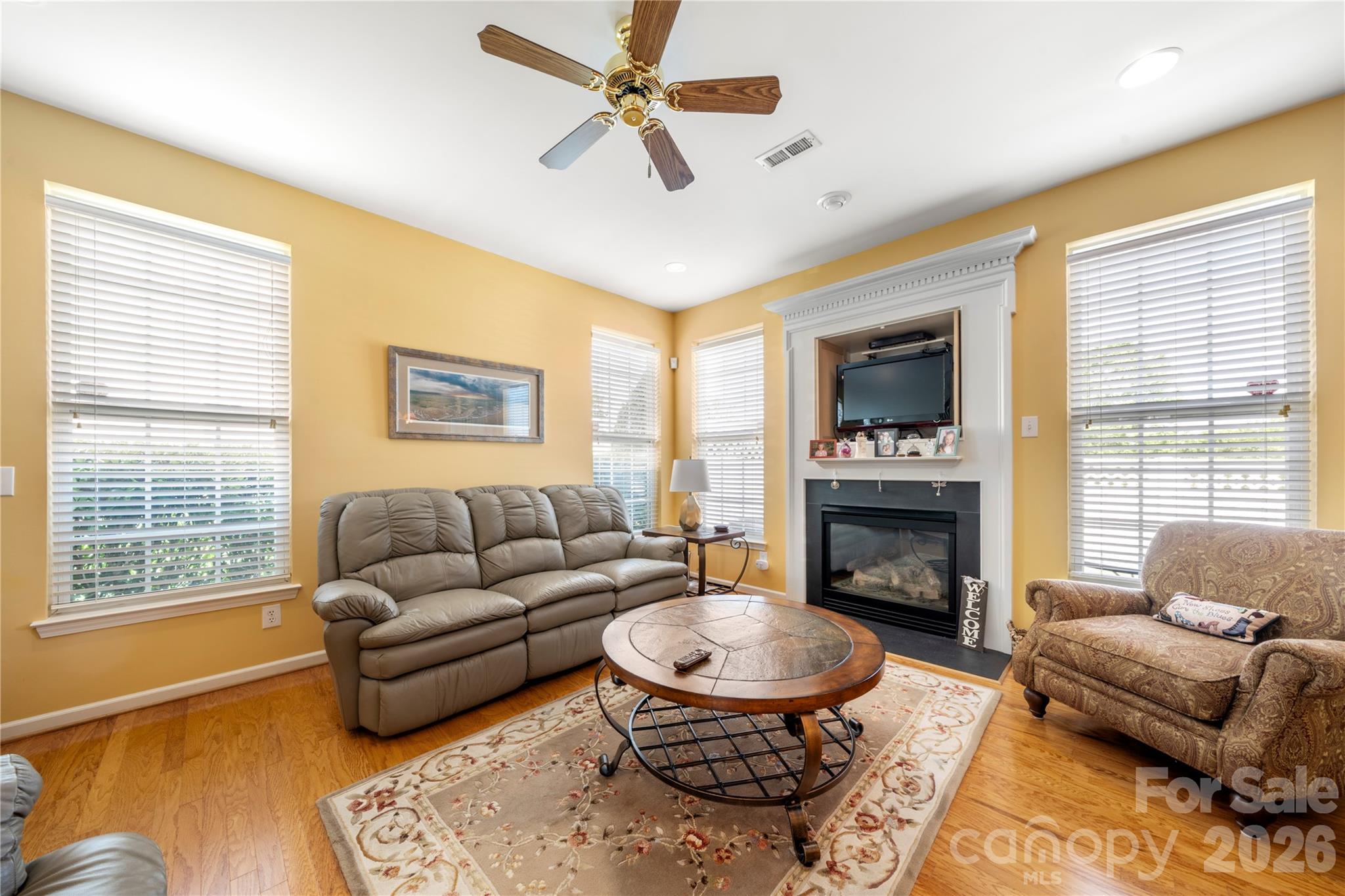 7641 Bluff Point Lane — Denver