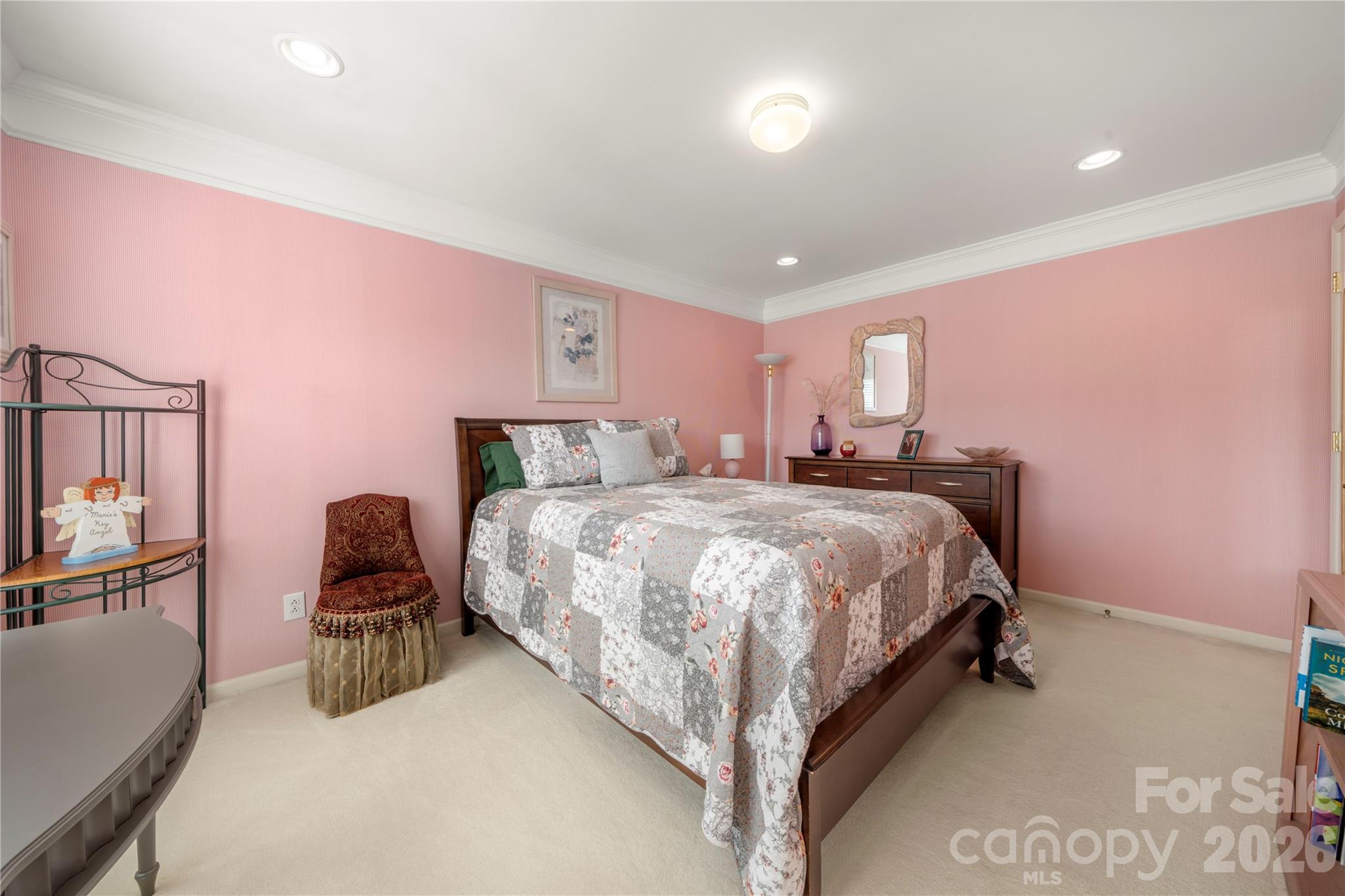 7641 Bluff Point Lane — Denver