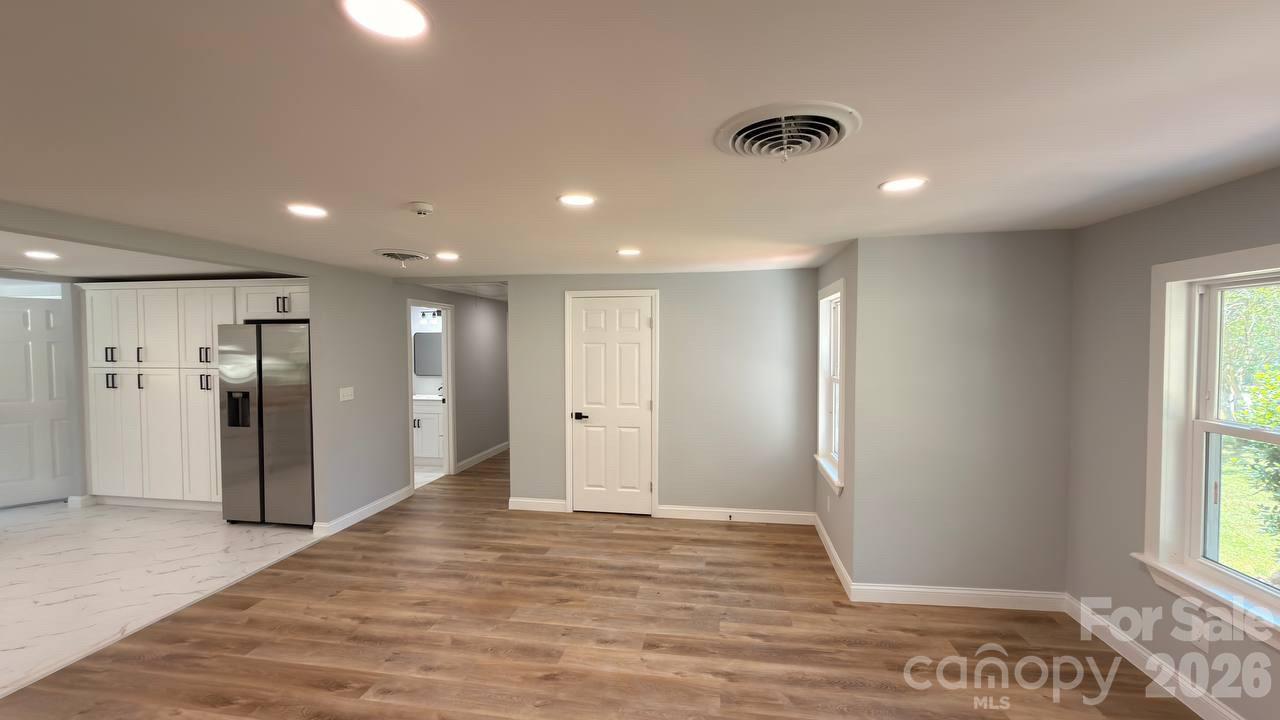 4604 Old Hickory Road — Lancaster