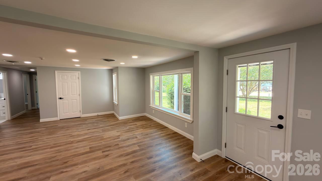 4604 Old Hickory Road — Lancaster