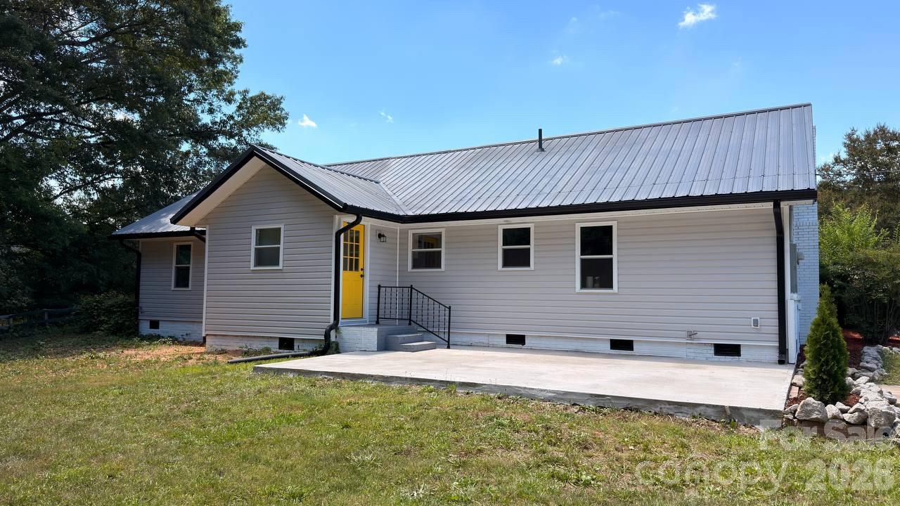 4604 Old Hickory Road — Lancaster