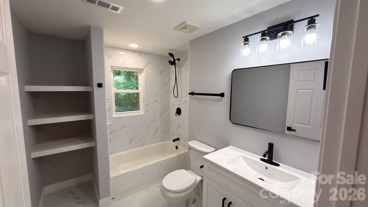 4604 Old Hickory Road — Lancaster