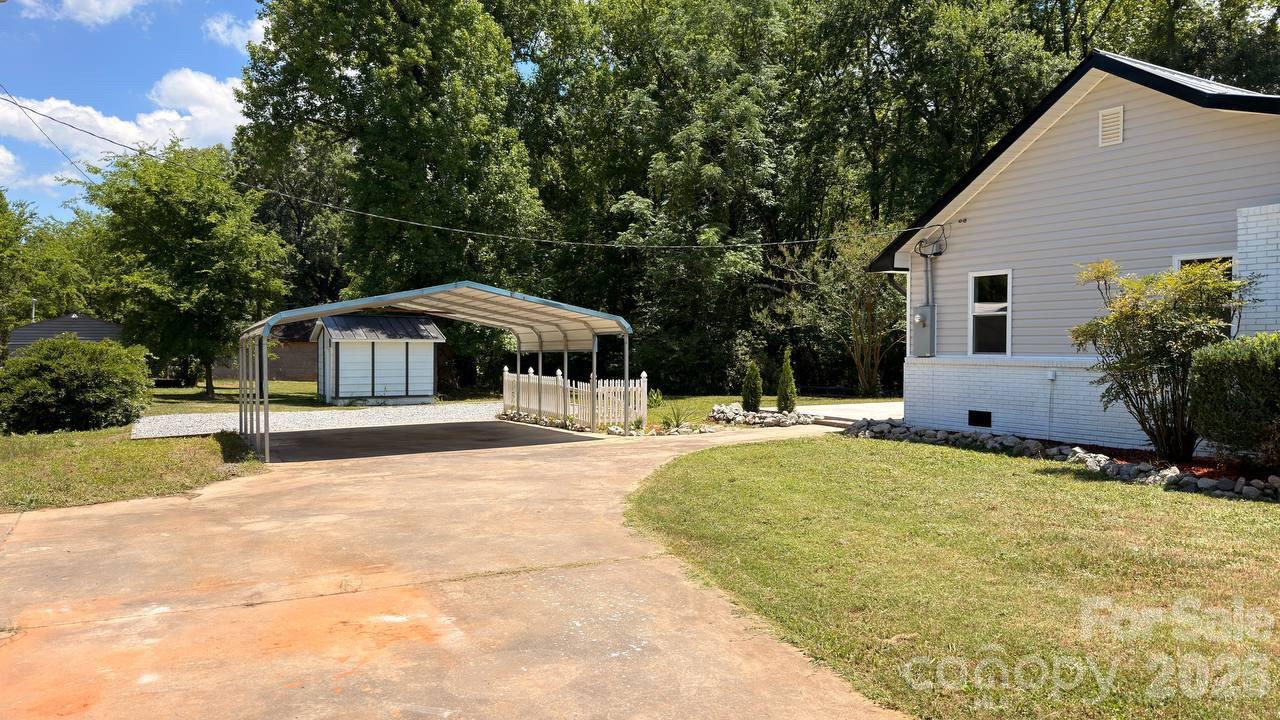 4604 Old Hickory Road — Lancaster