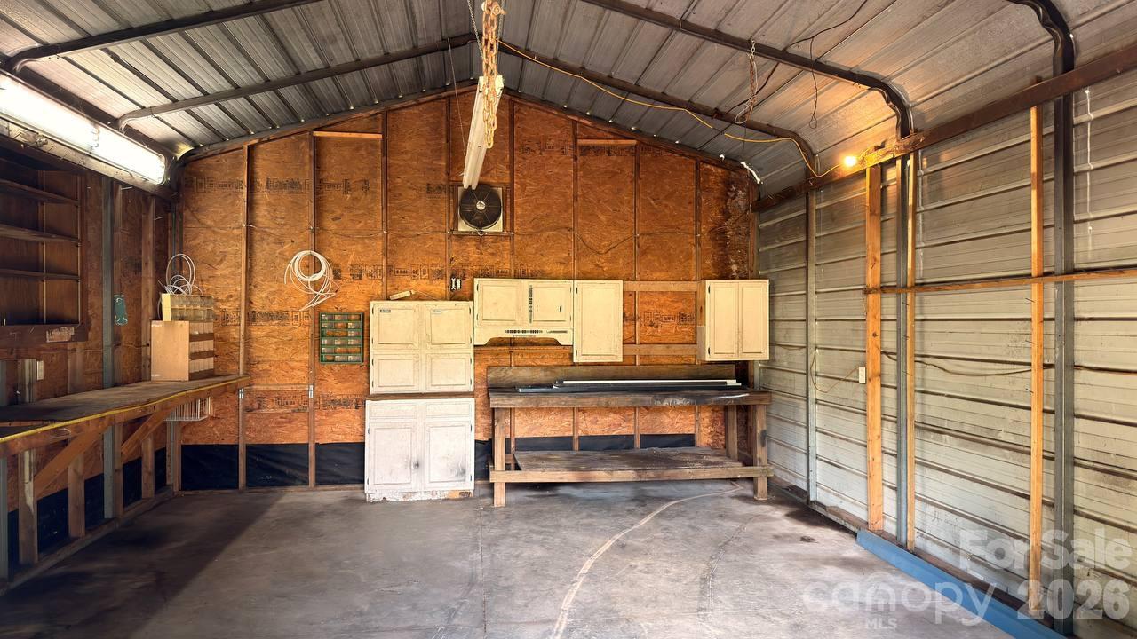 4604 Old Hickory Road — Lancaster