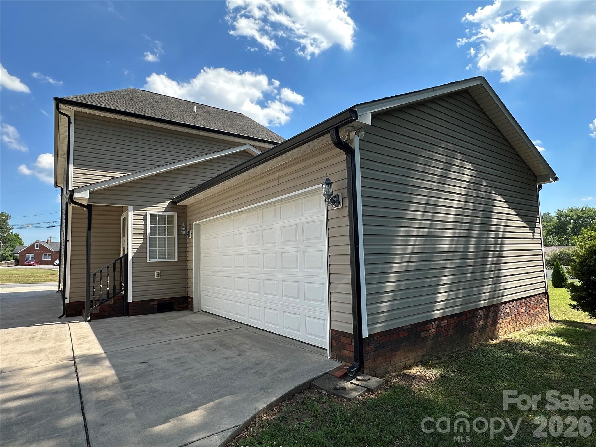 165 Bishop Lane — Concord