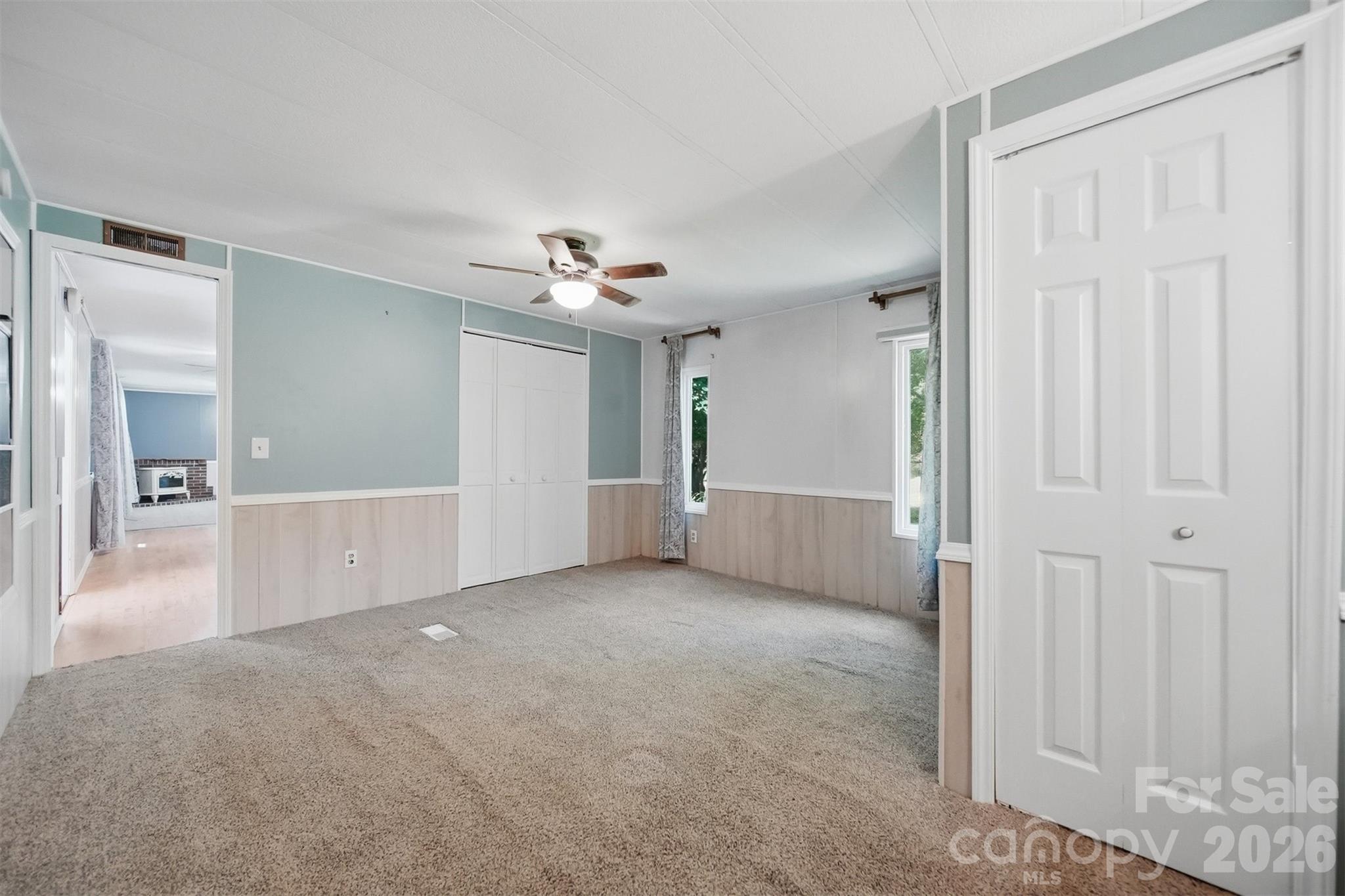 5404 B J Drive — Conover