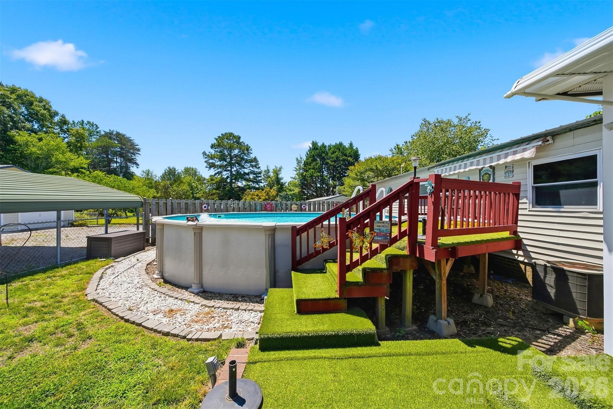 5404 B J Drive — Conover